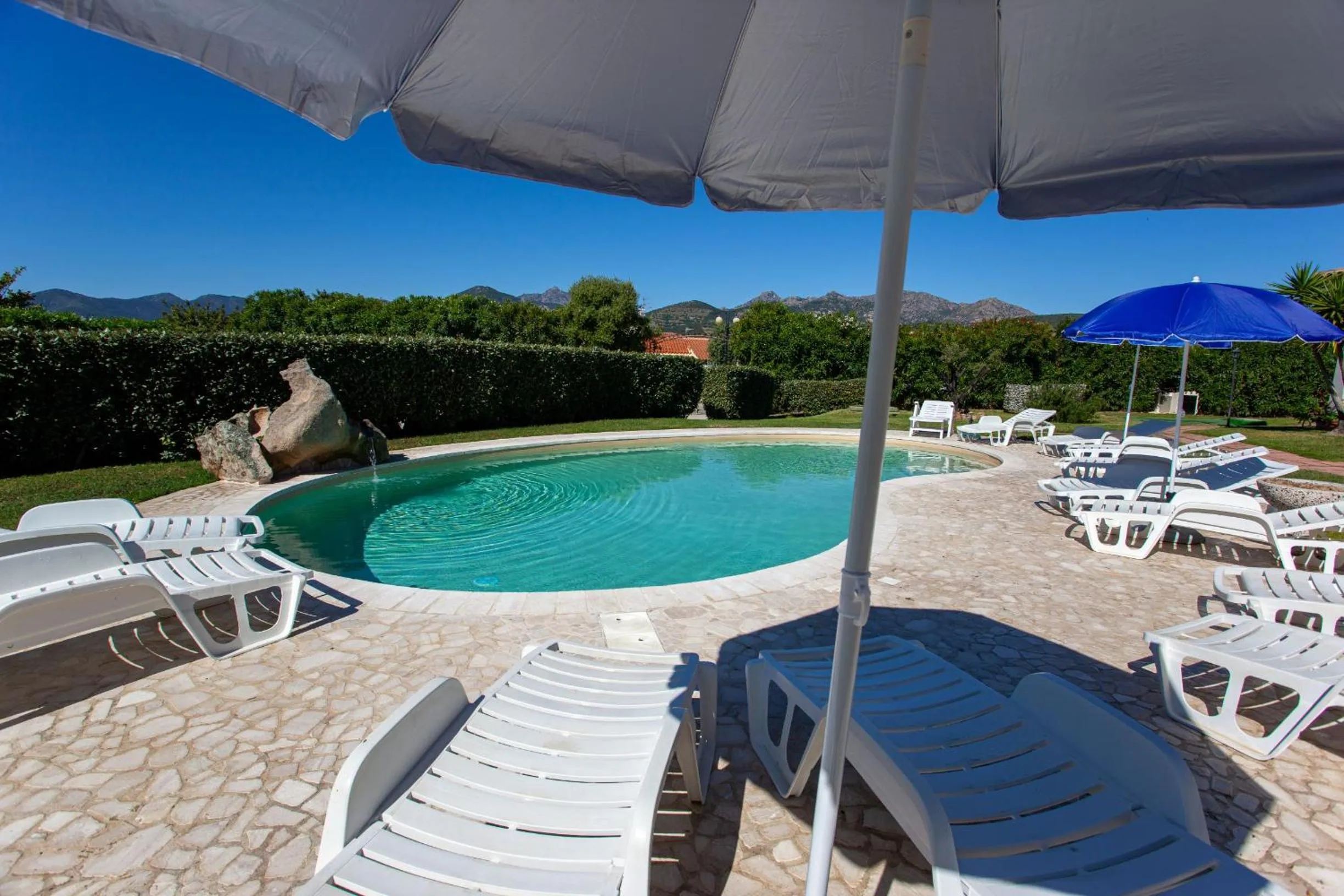 Swimming pool in Il Viandante