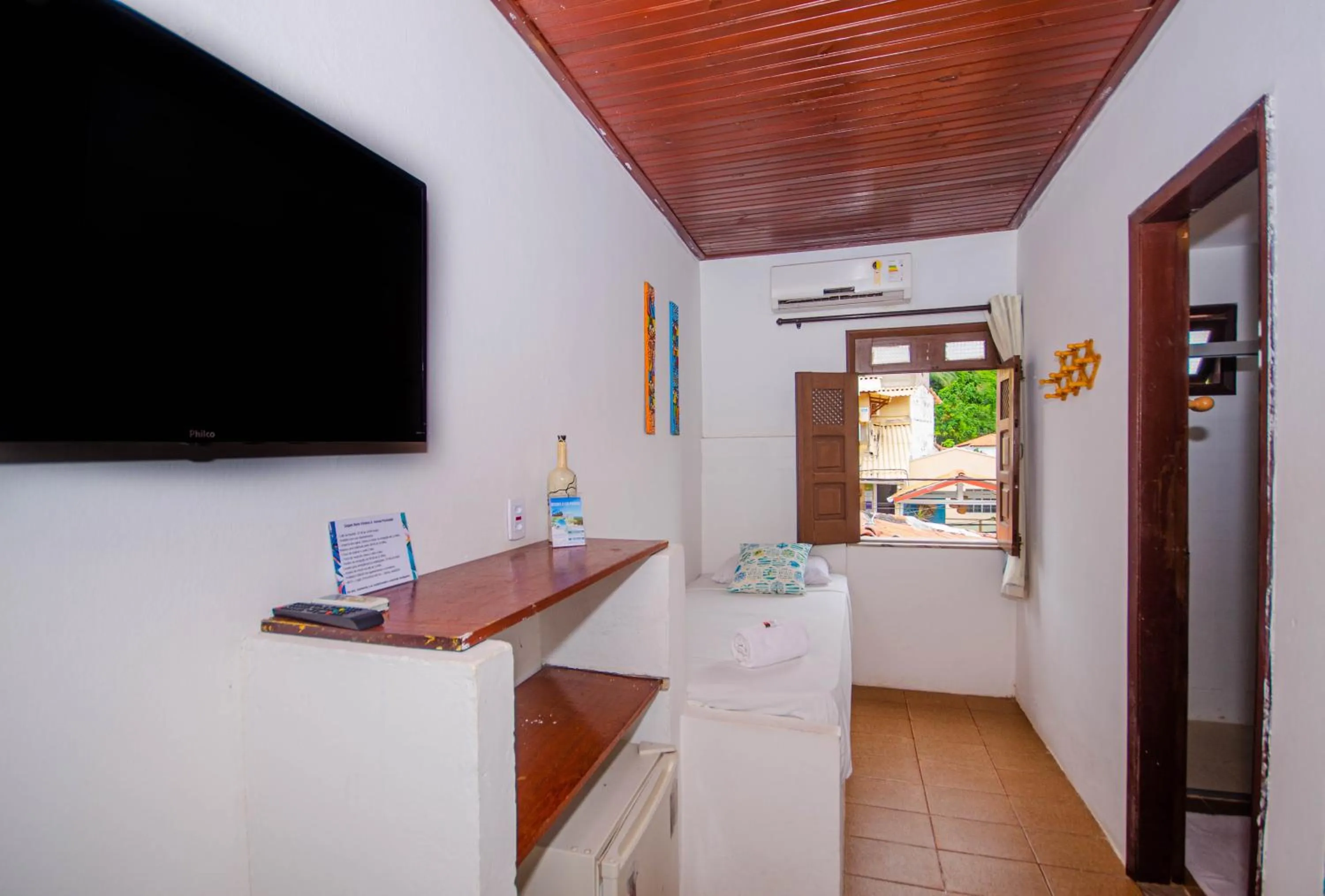 TV and multimedia in Pousada Natal