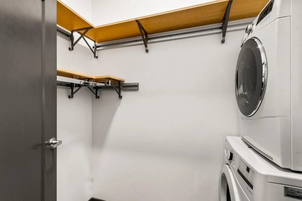 washing machine in Exhibit A2