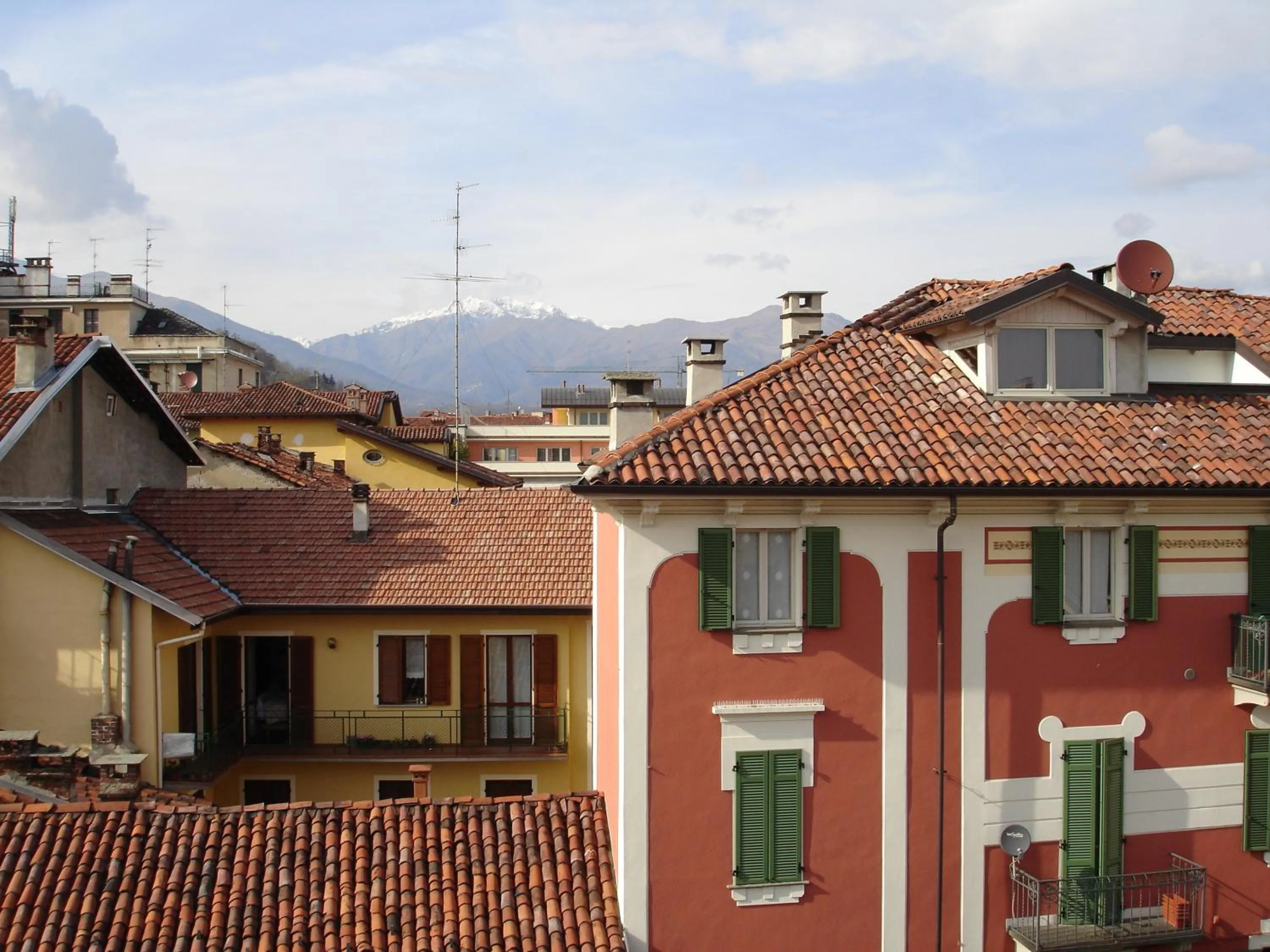 Area and facilities in Augustus Hotel