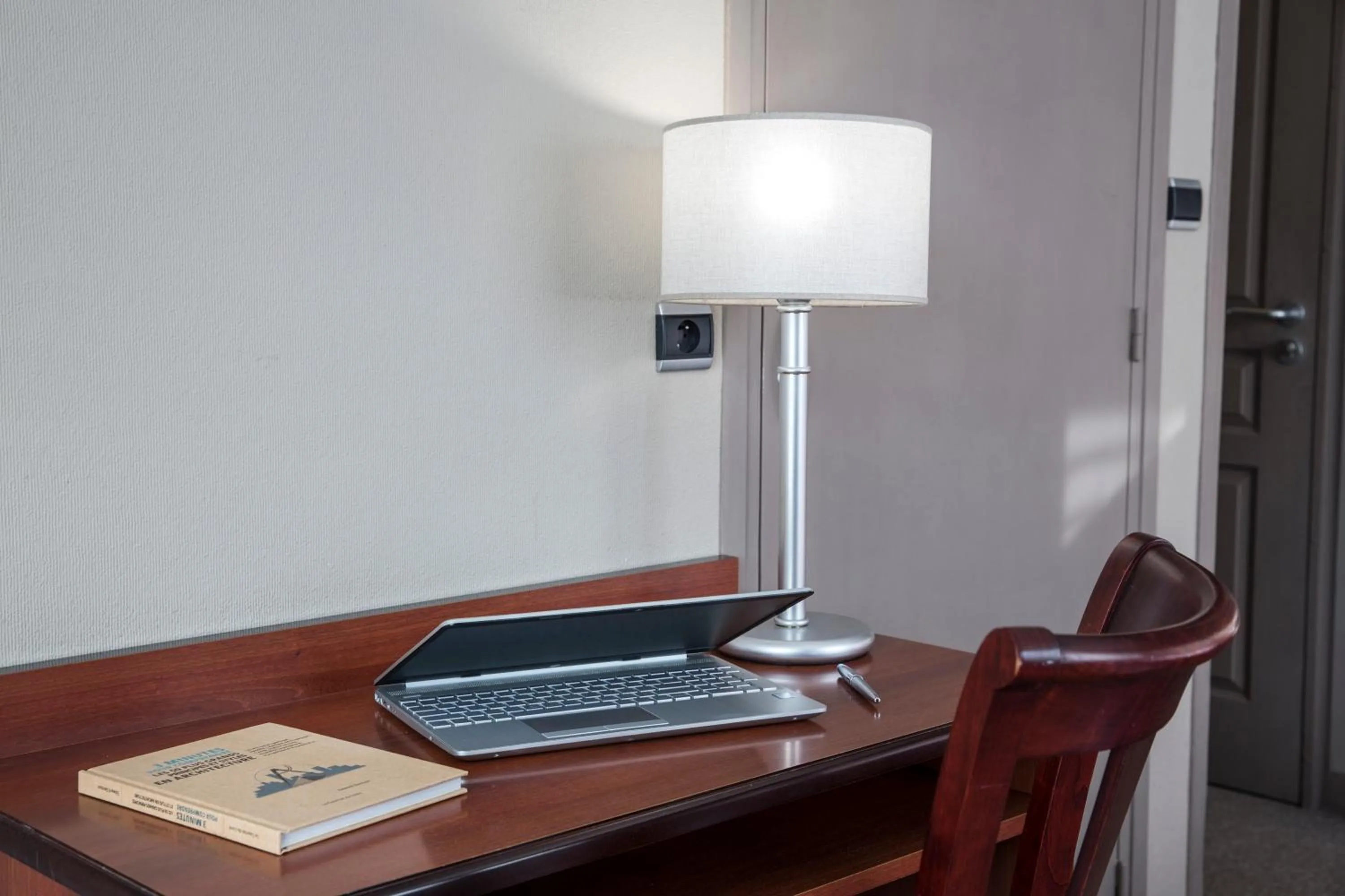 Business facilities in Hotel Les Mésanges