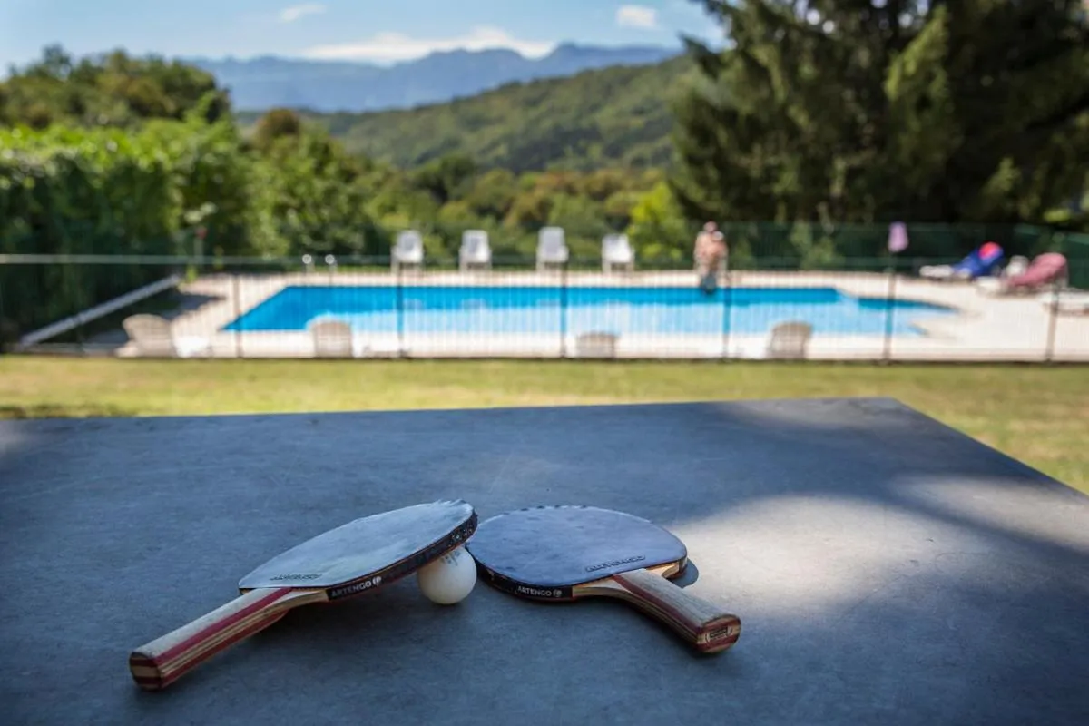 Table tennis in Hotel Les Mésanges