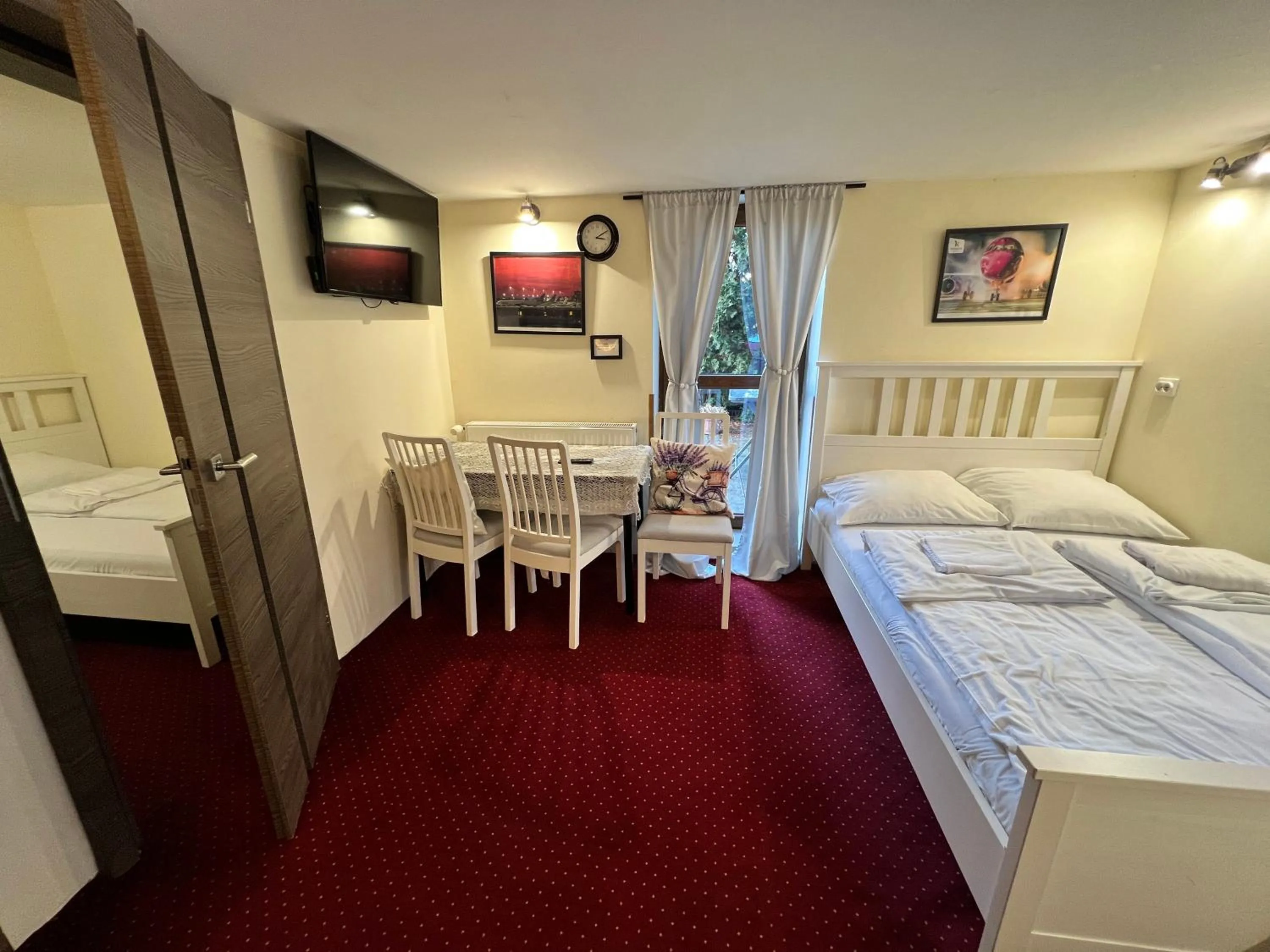 Superior Apartment in Noclegi AirportPark
