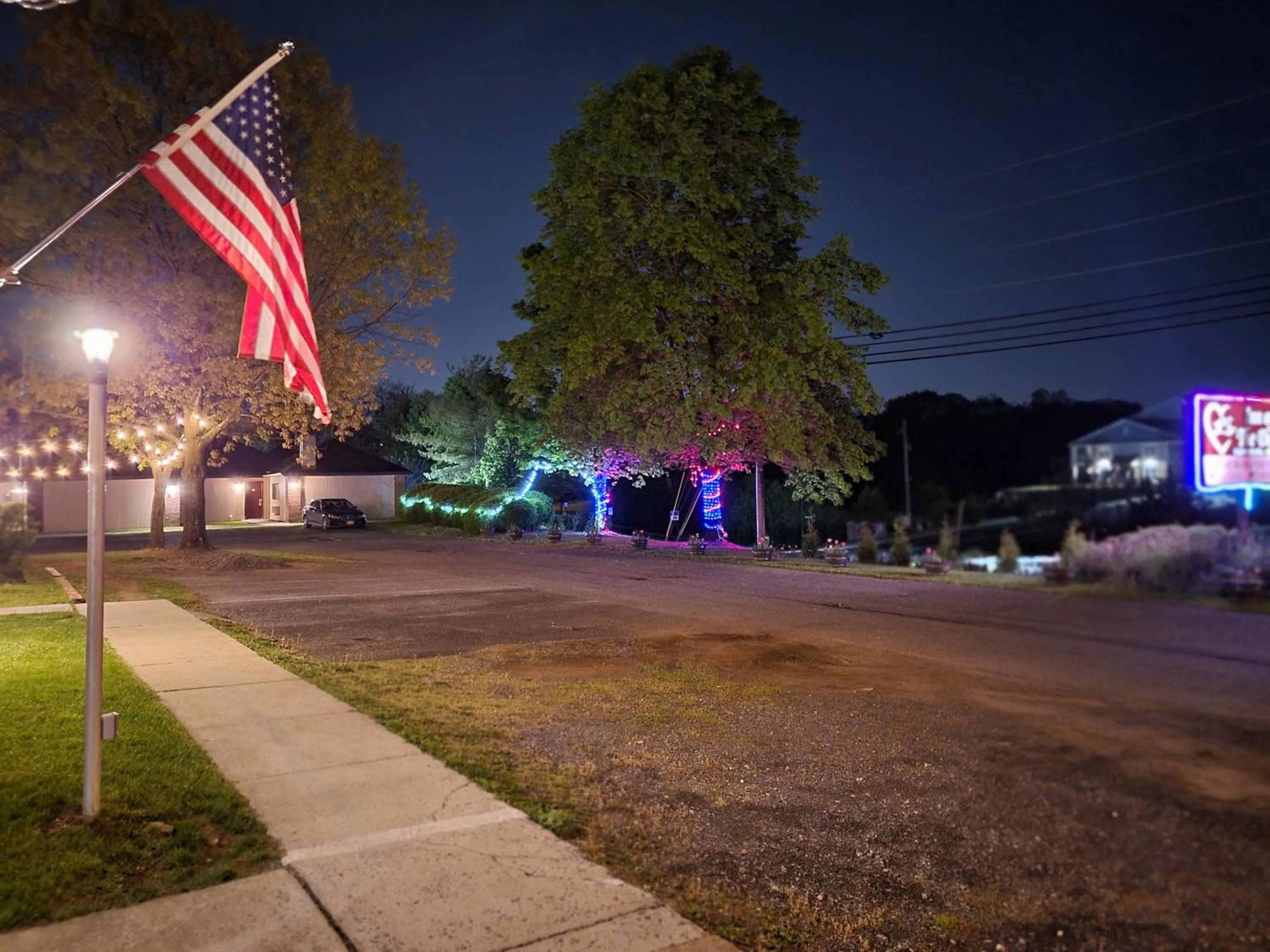 Night in Inn of the Dove - Romantic Luxury Suites with Jacuzzi & Seasonal Fireplace at Harrisburg-Hershey-Philadelphia, PA