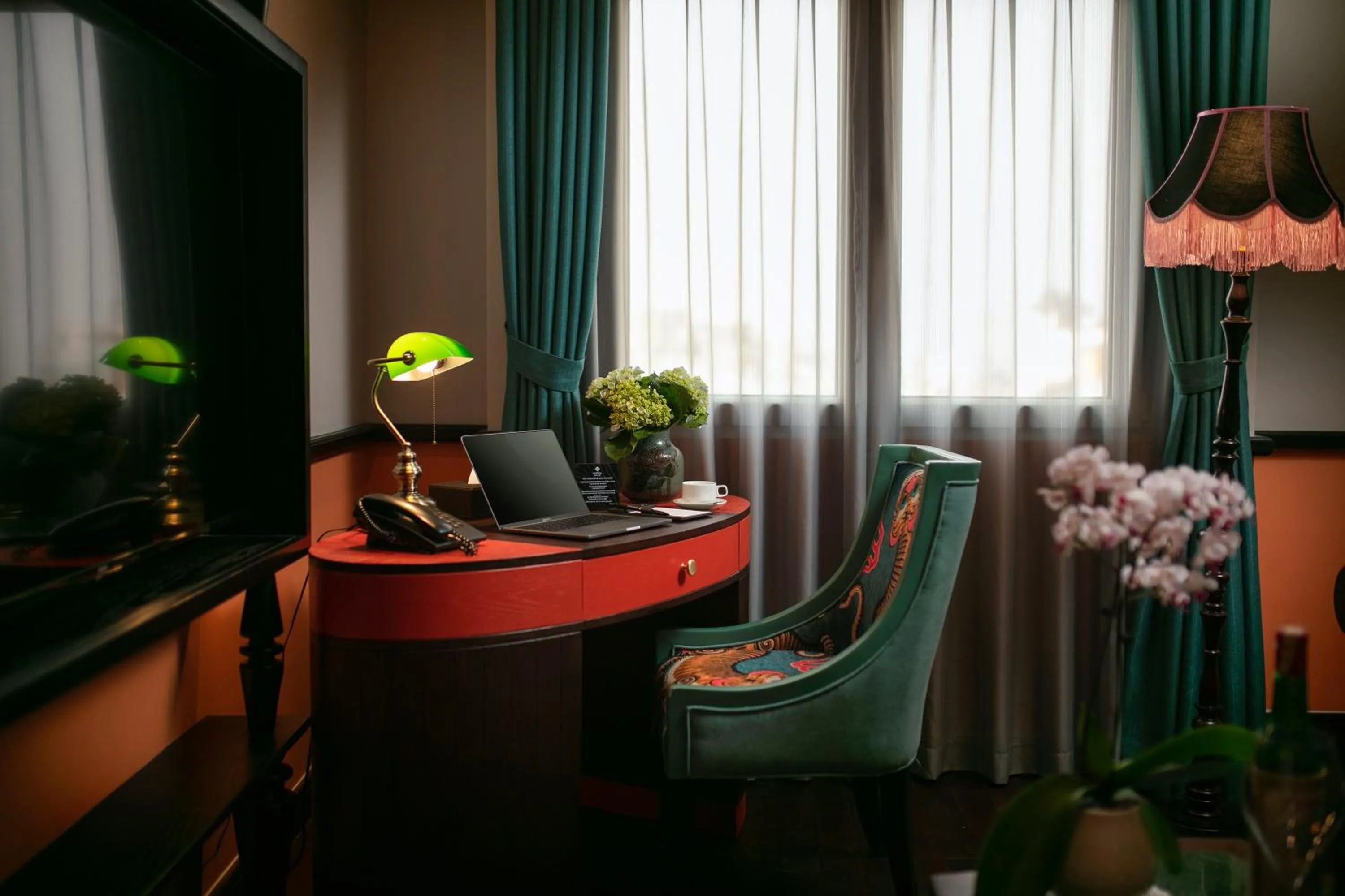 Living room in HOTEL du LAC Hanoi