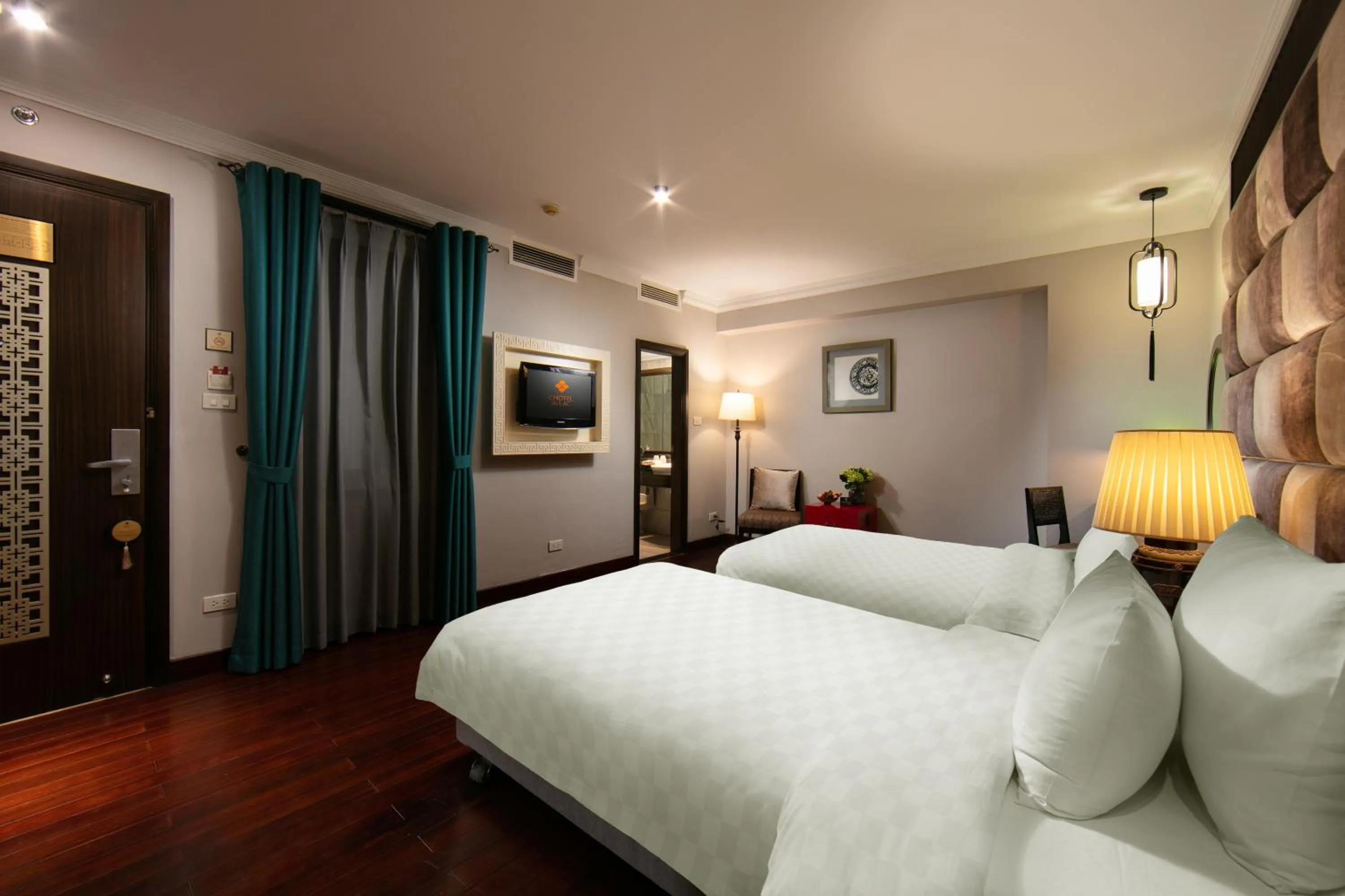 Bedroom, Bed in HOTEL du LAC Hanoi