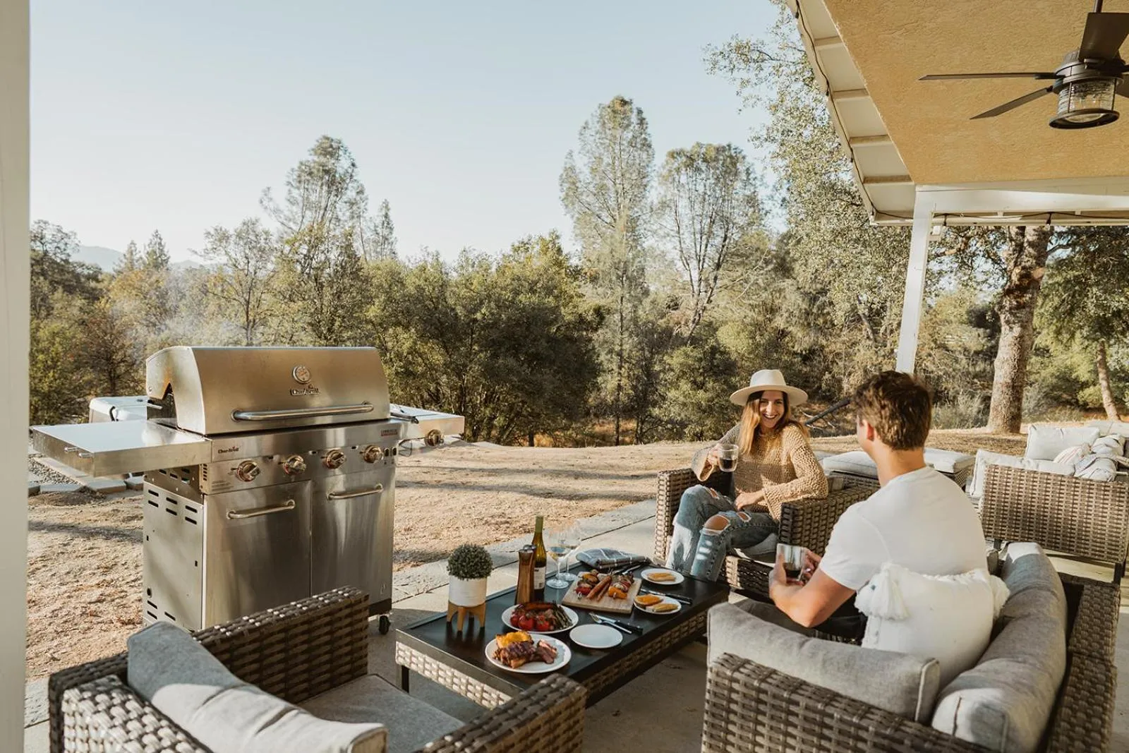 Patio in Sunset Glow Hidden Meadow BBQ HotTub by Casa Oso