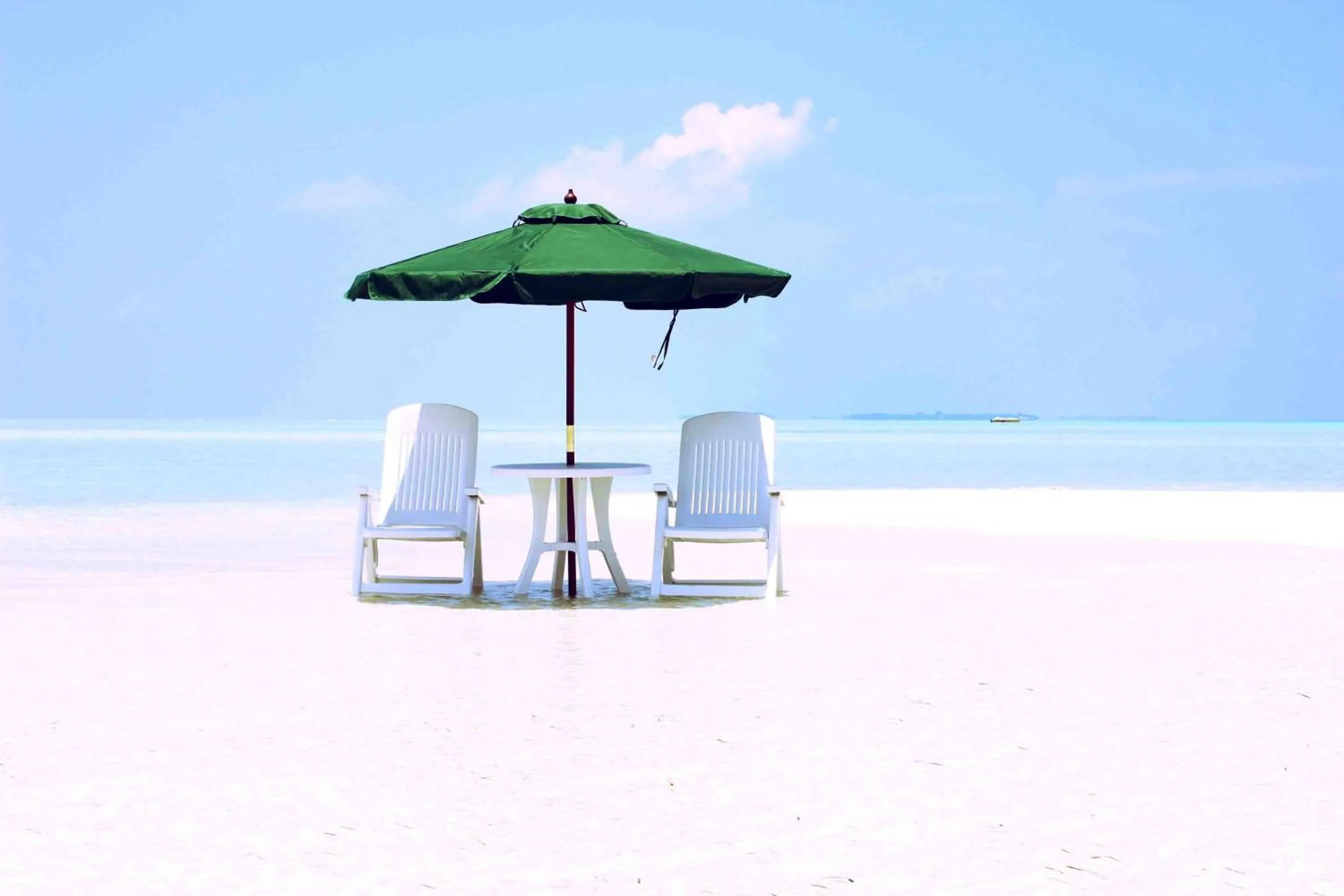 Beach in Bibee Maldives