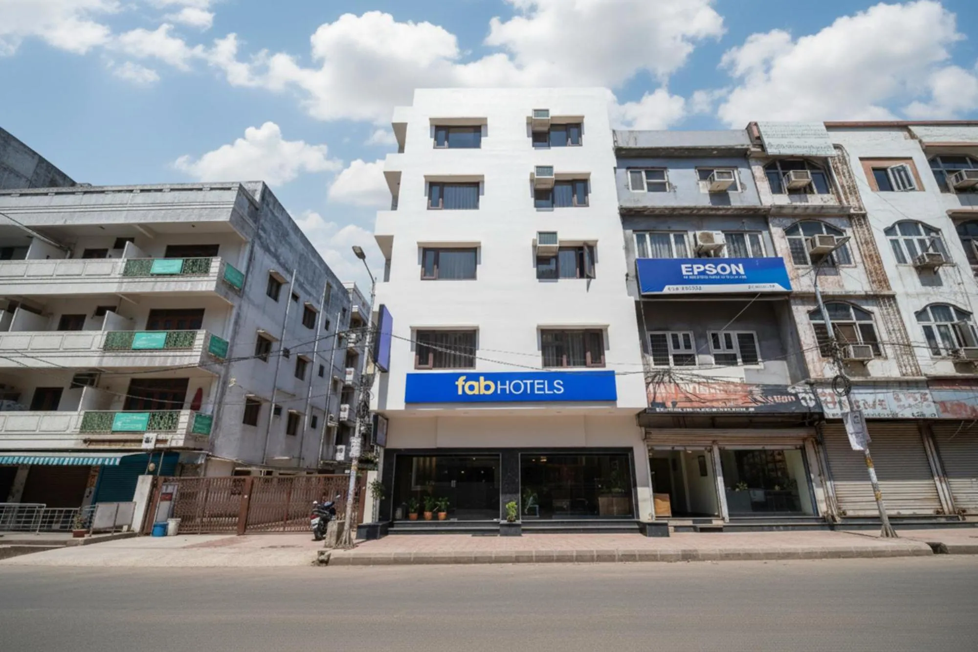 Facade/entrance in FabHotel GD Sunrise Inn Amritsar