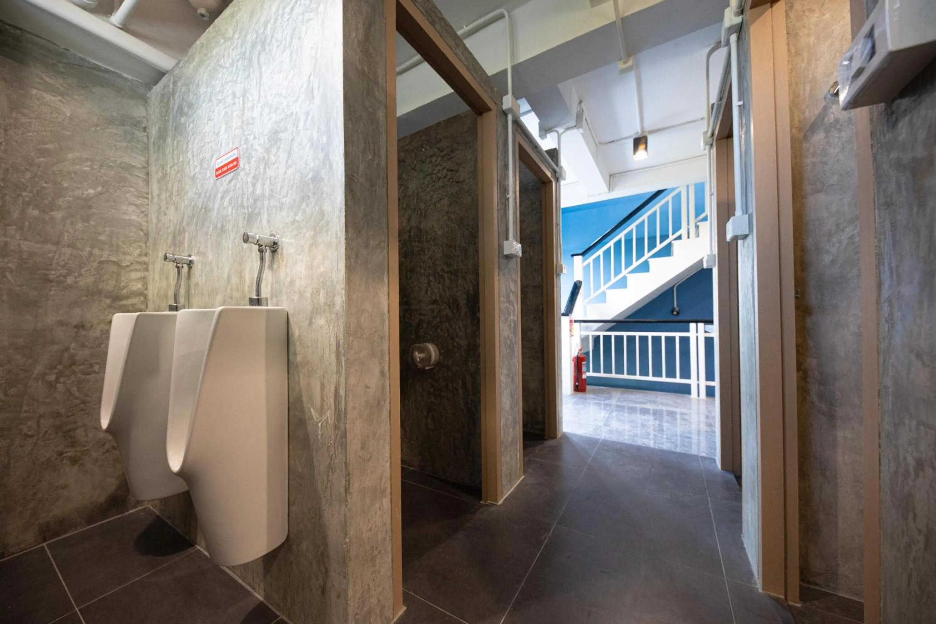 Toilet in SLEEP TO FLY HOTEL & HOSTEL suvarnabhumi airport