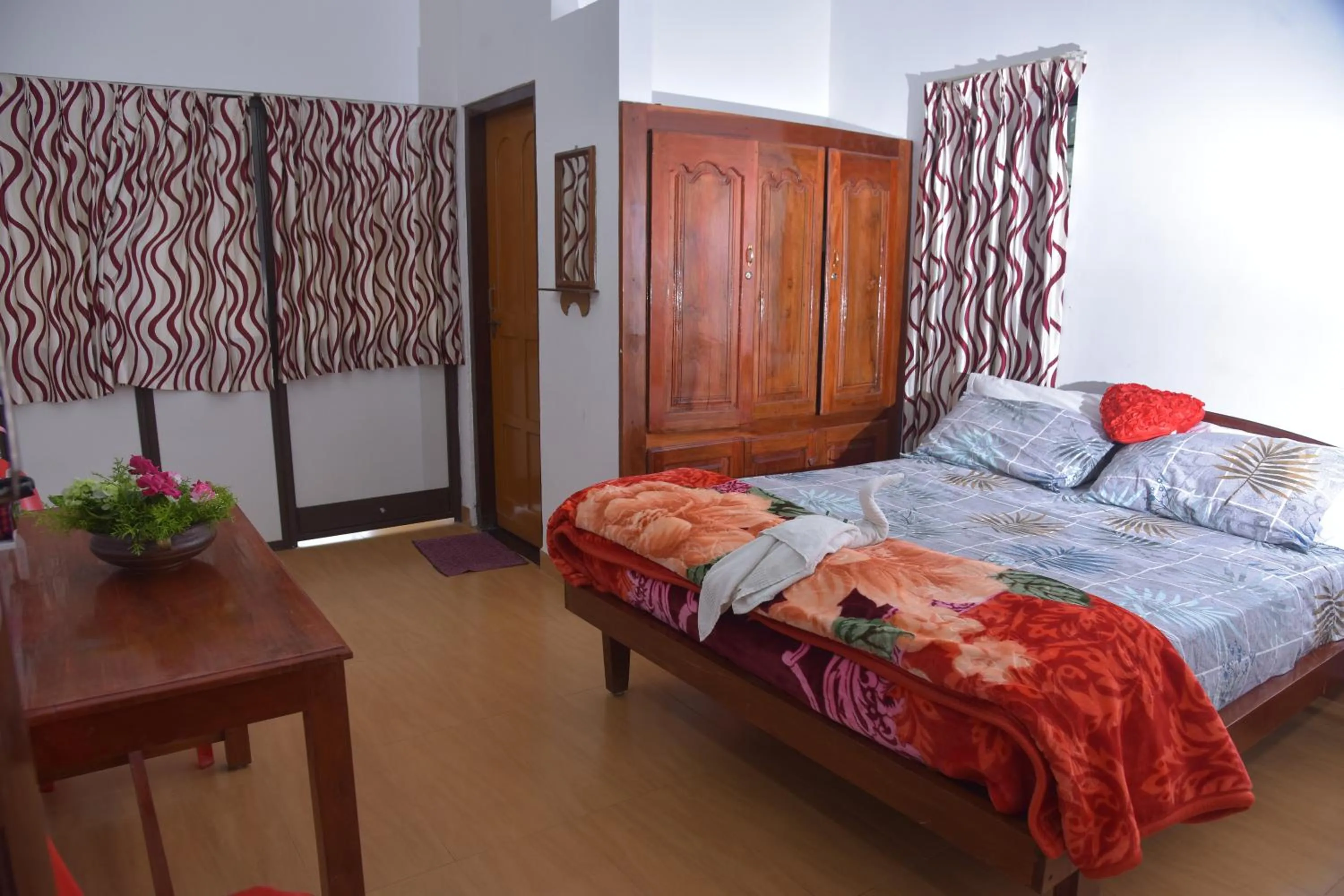 Bedroom, Bed in AC MIST