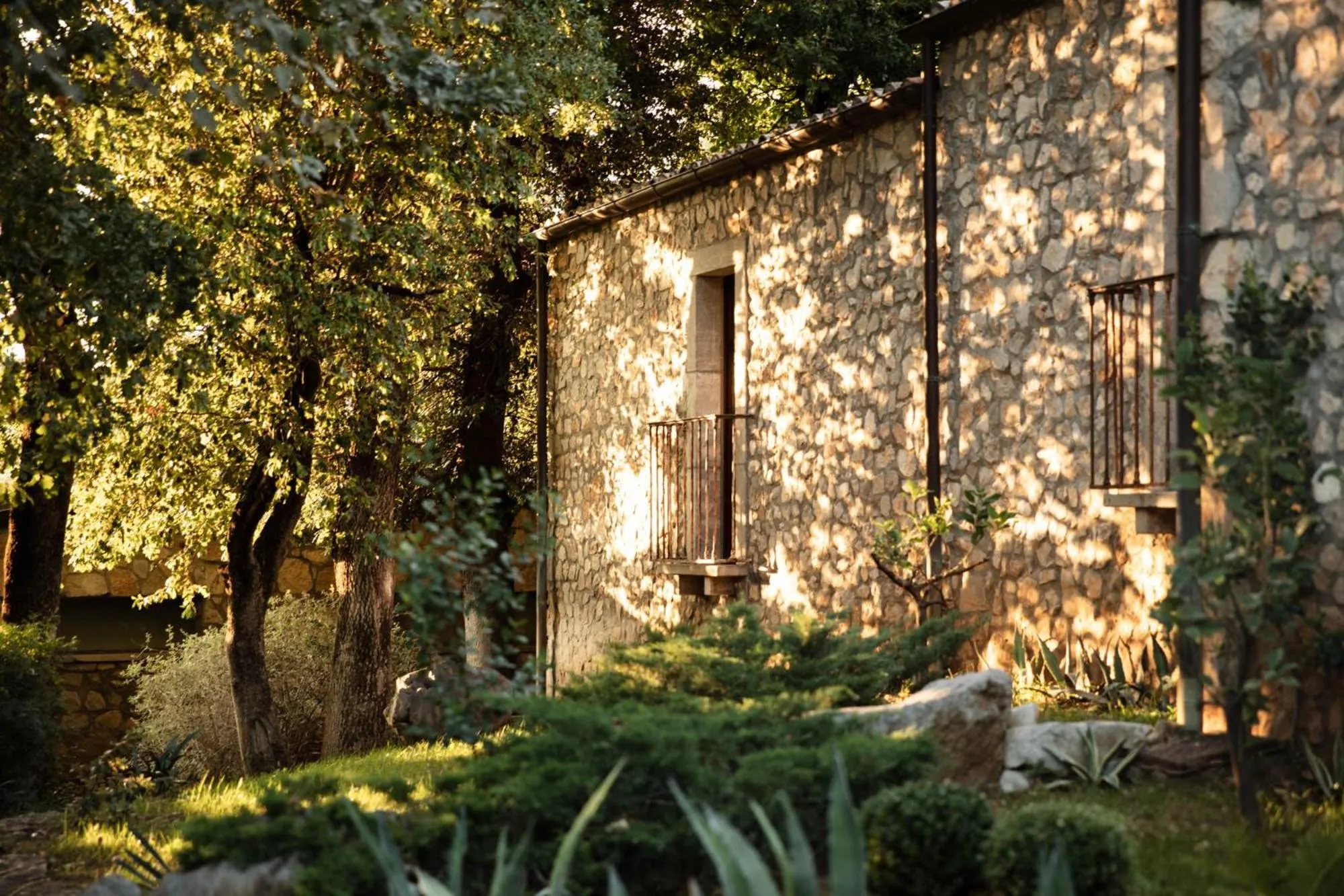 Property building in Aquapetra Resort & Spa