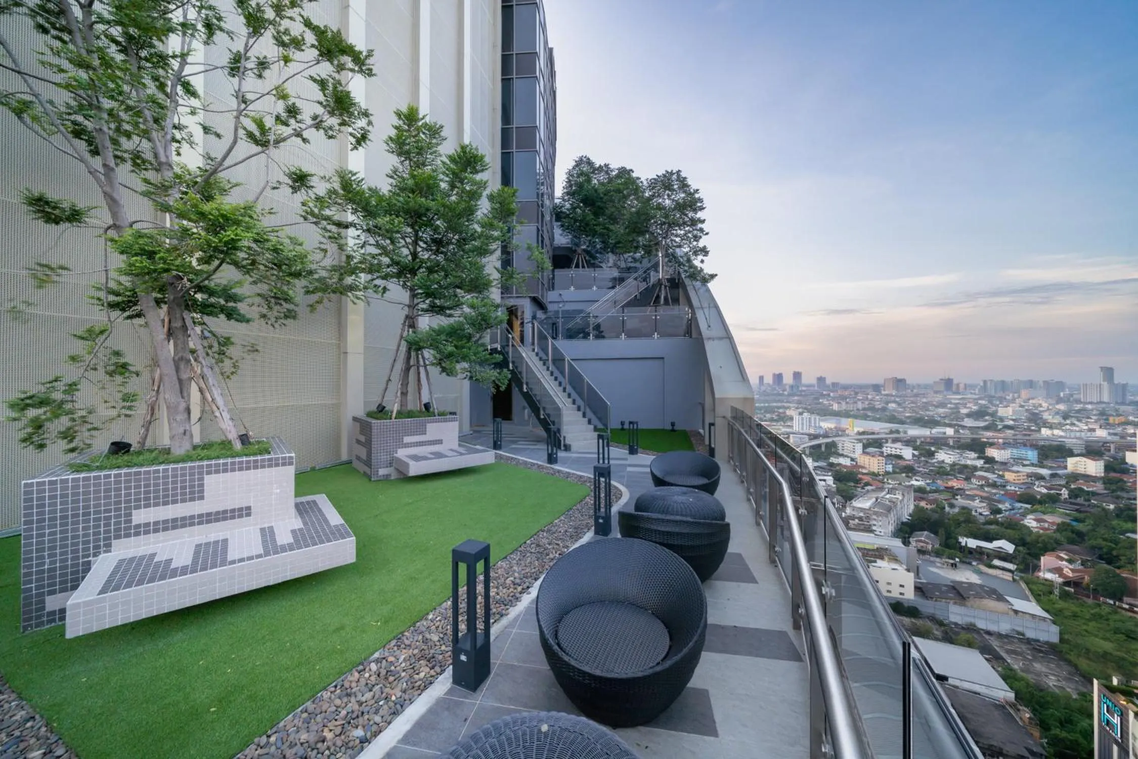 View (from property/room) in Oakwood Suites Tiwanon Bangkok