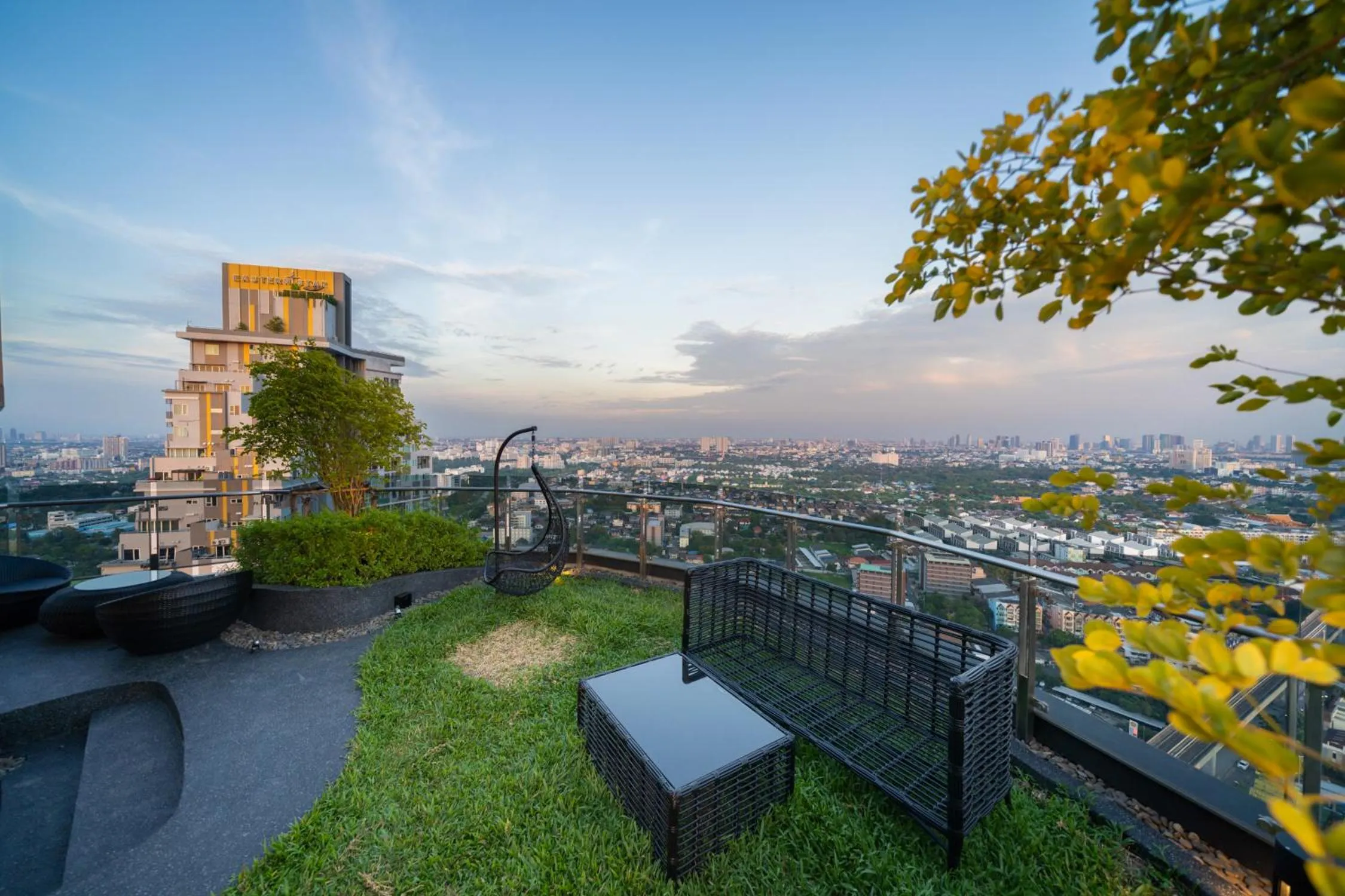 View (from property/room) in Oakwood Suites Tiwanon Bangkok