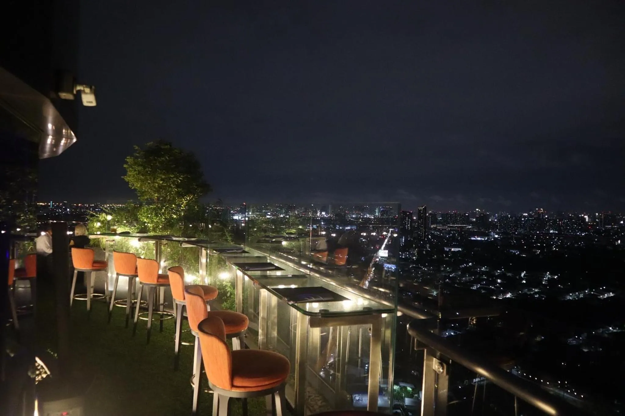 View (from property/room) in Oakwood Suites Tiwanon Bangkok