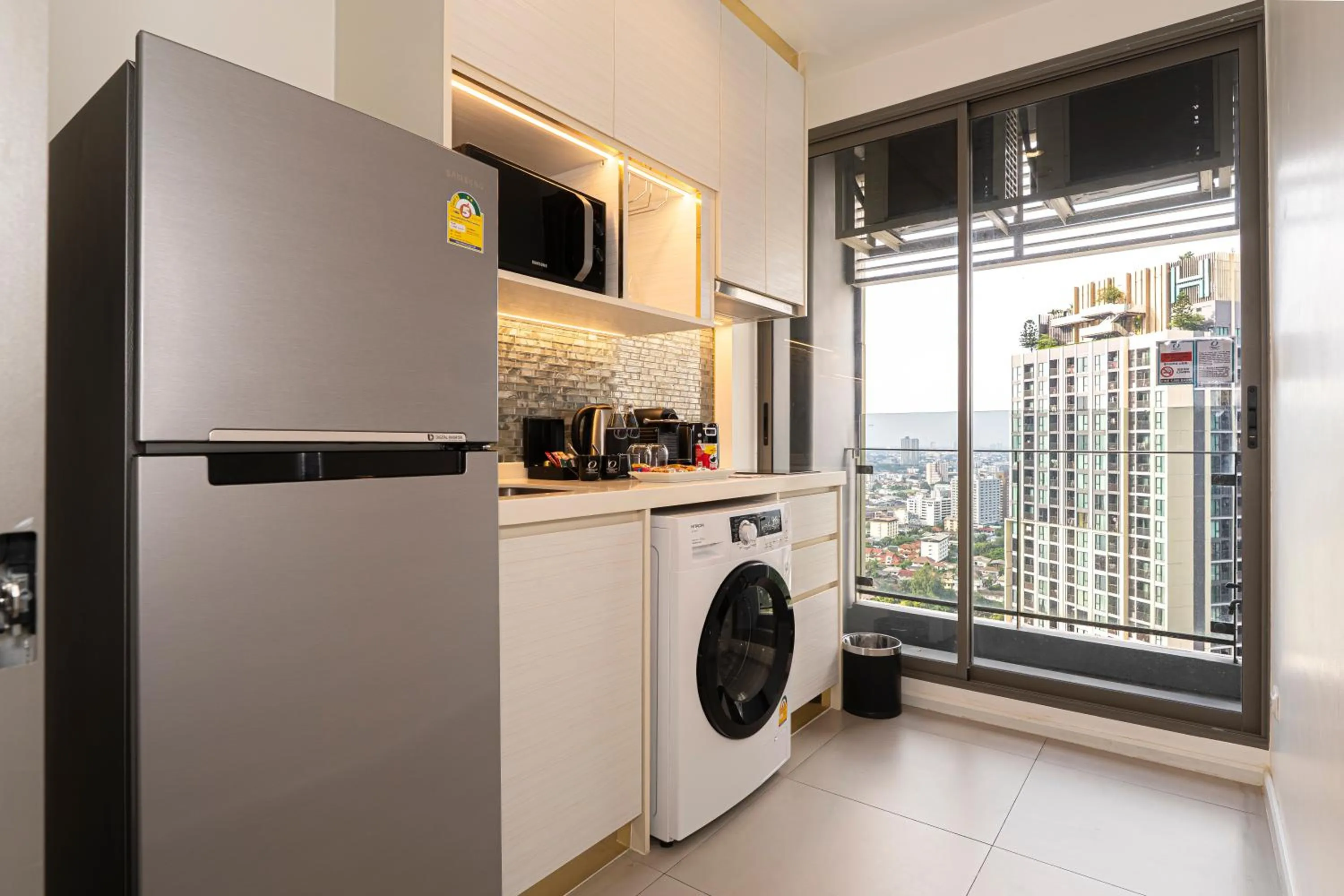 Oakwood Suites Tiwanon Bangkok