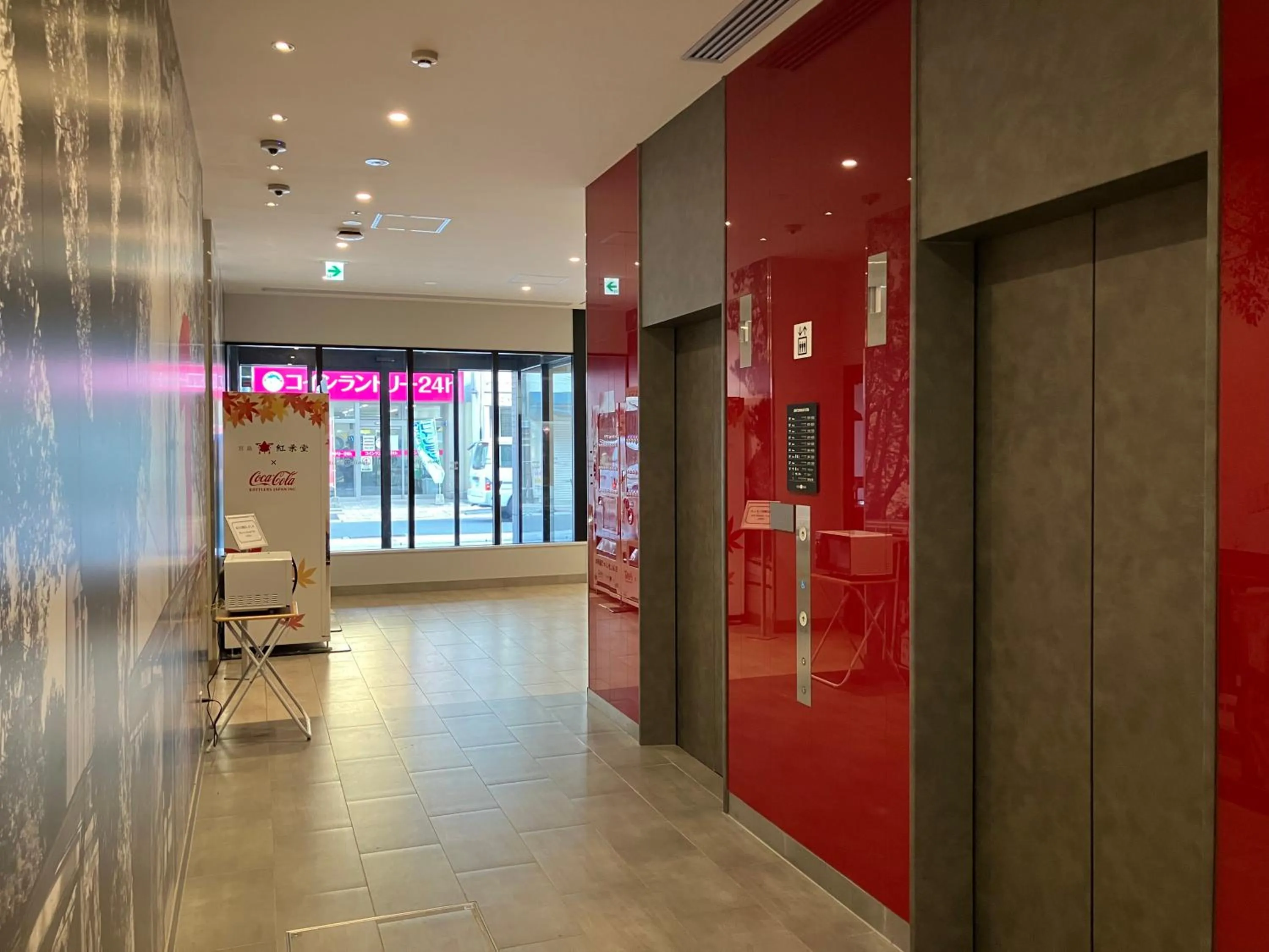 elevator in Smile Hotel Hiroshima