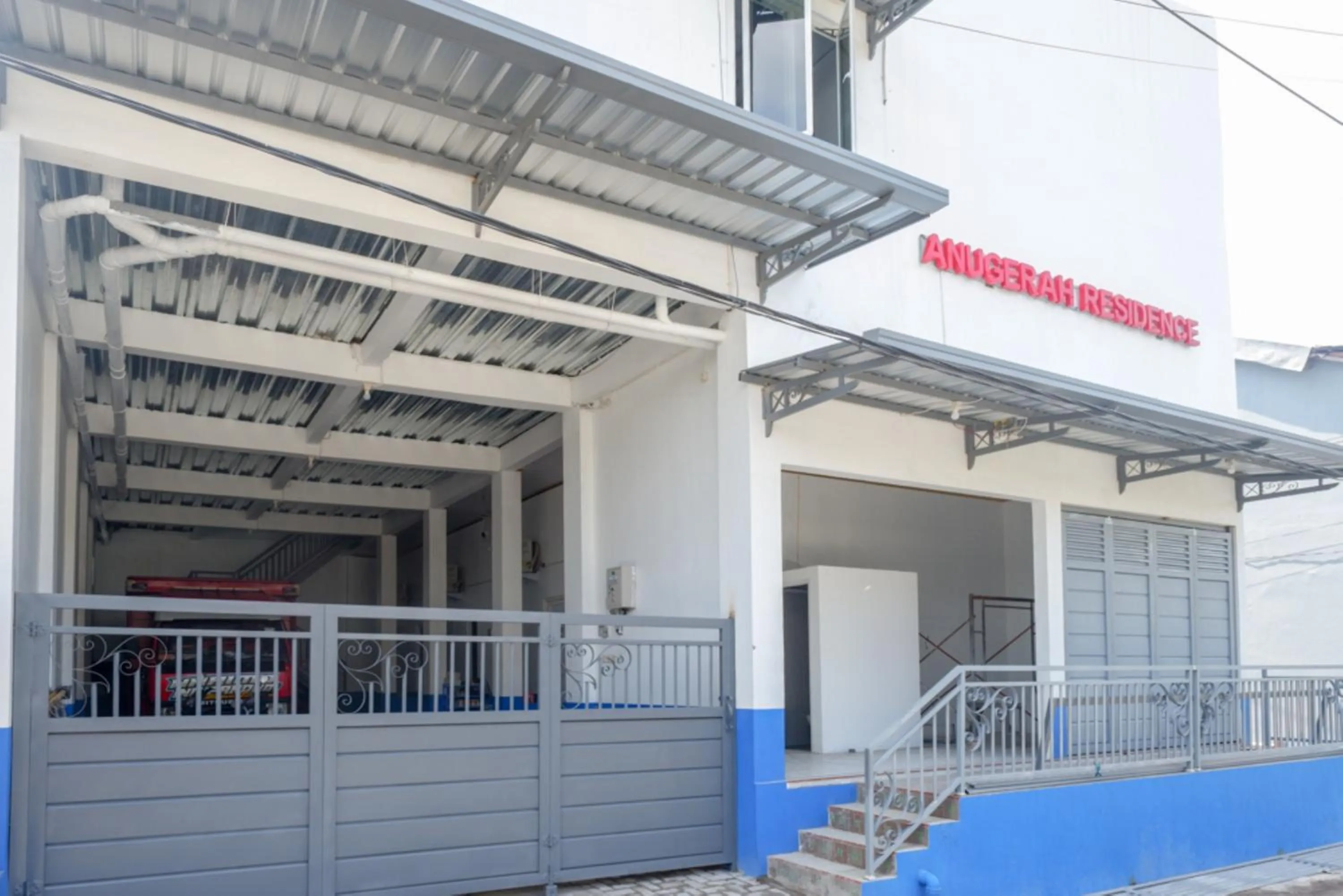 Property building in RedDoorz near Universitas Semarang 2