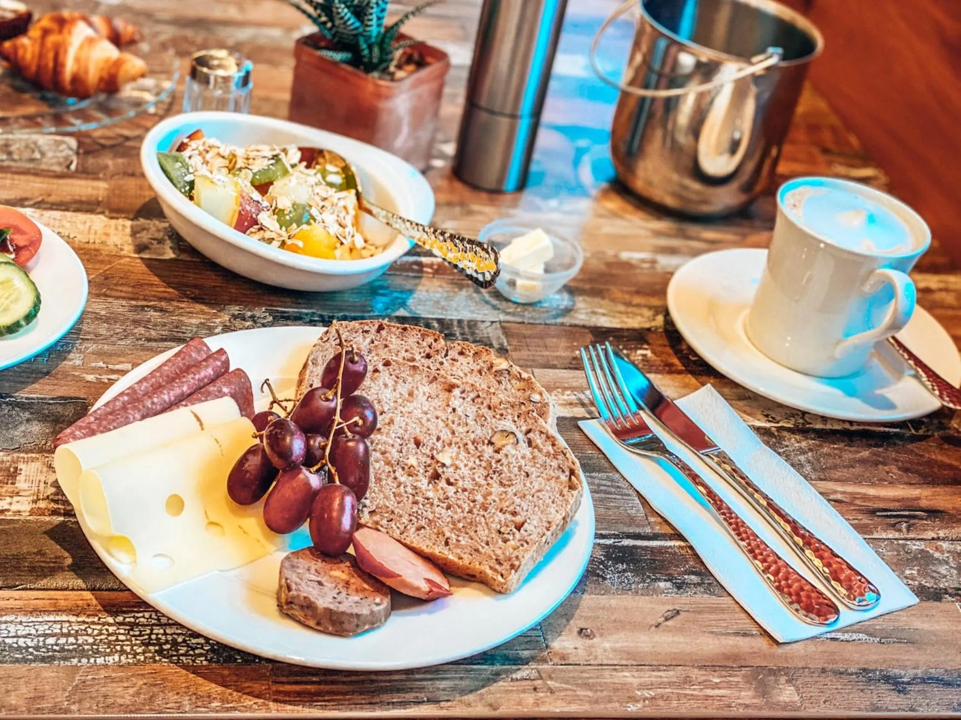 Breakfast in Hotel Schwertfirm