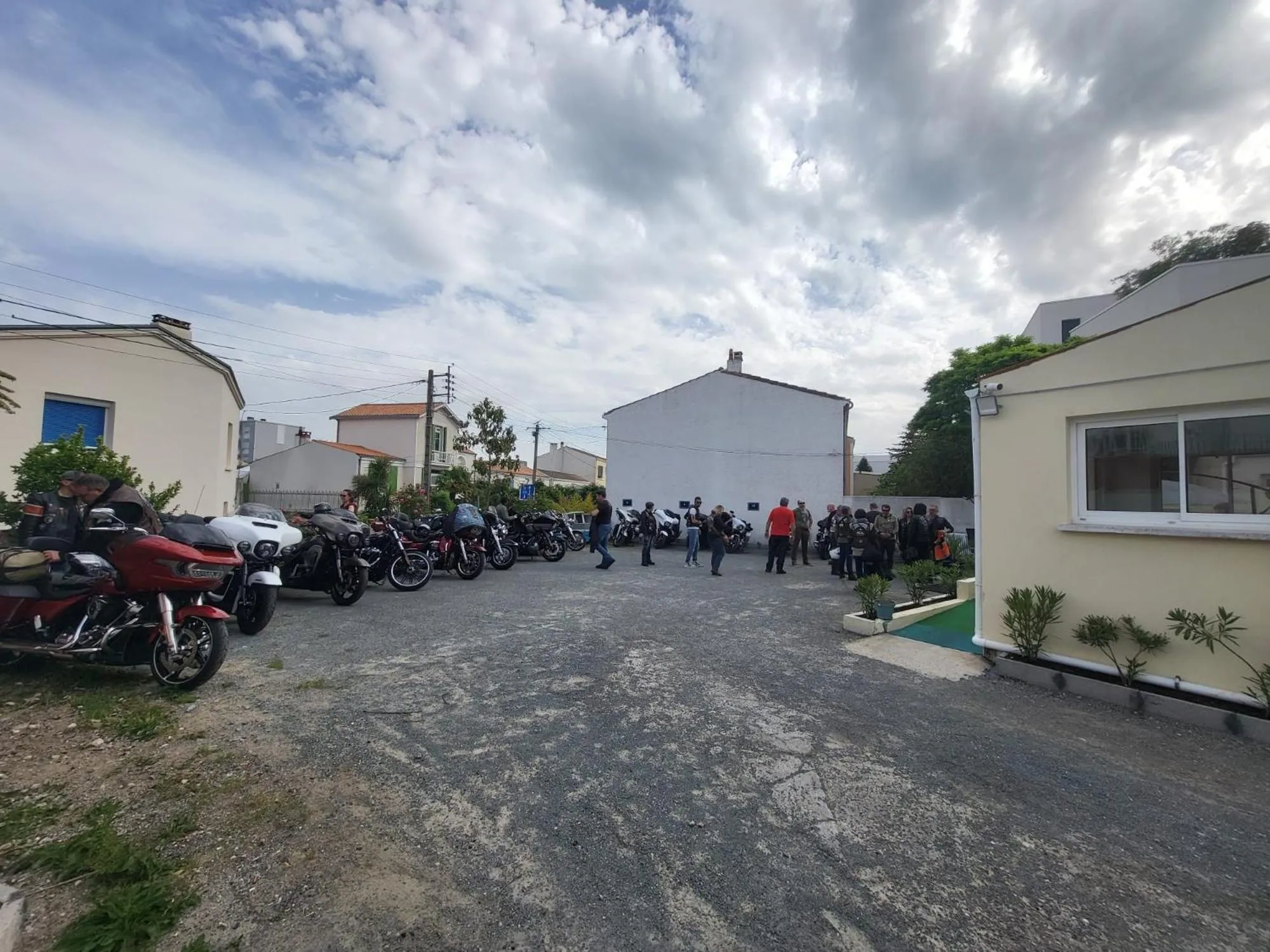 Parking in Hotel Les Rosiers