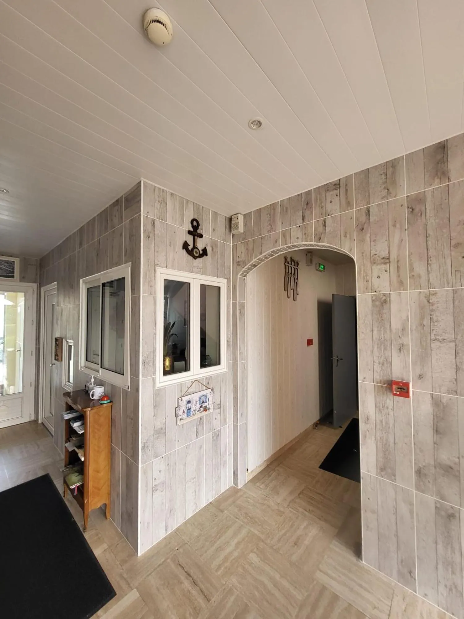 Lobby or reception in Hotel Les Rosiers