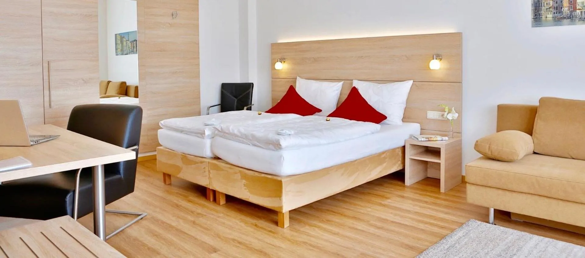 Bed in Das Falk Apartmenthaus
