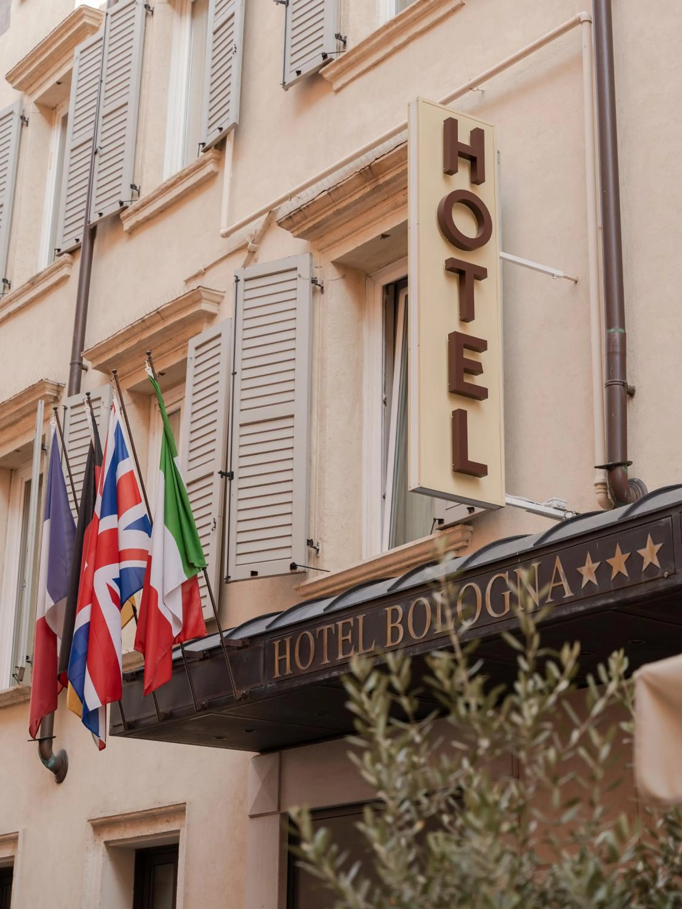 Property building in Hotel Bologna ***S