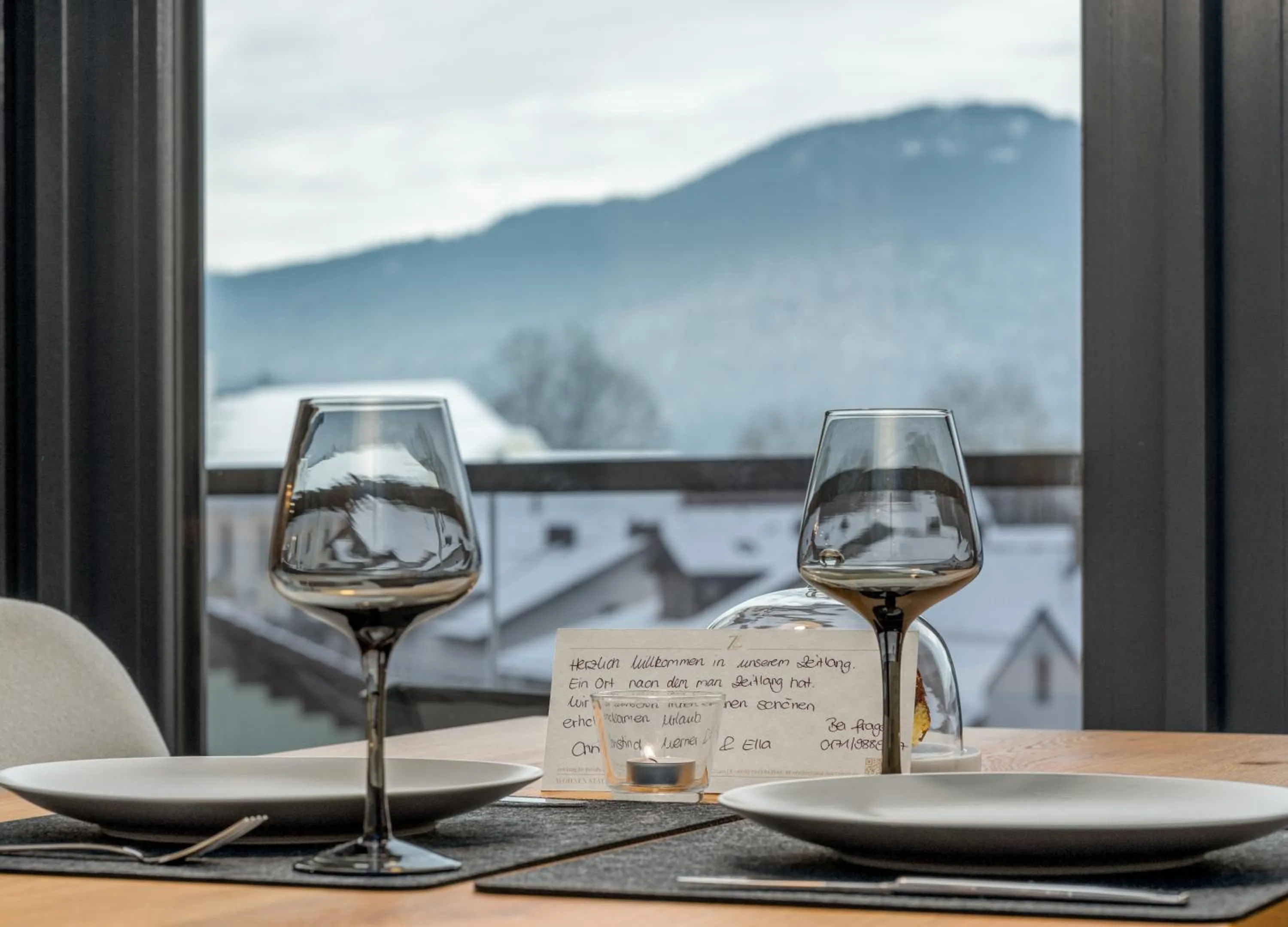 Living room in zeitlang by Rösslwirt