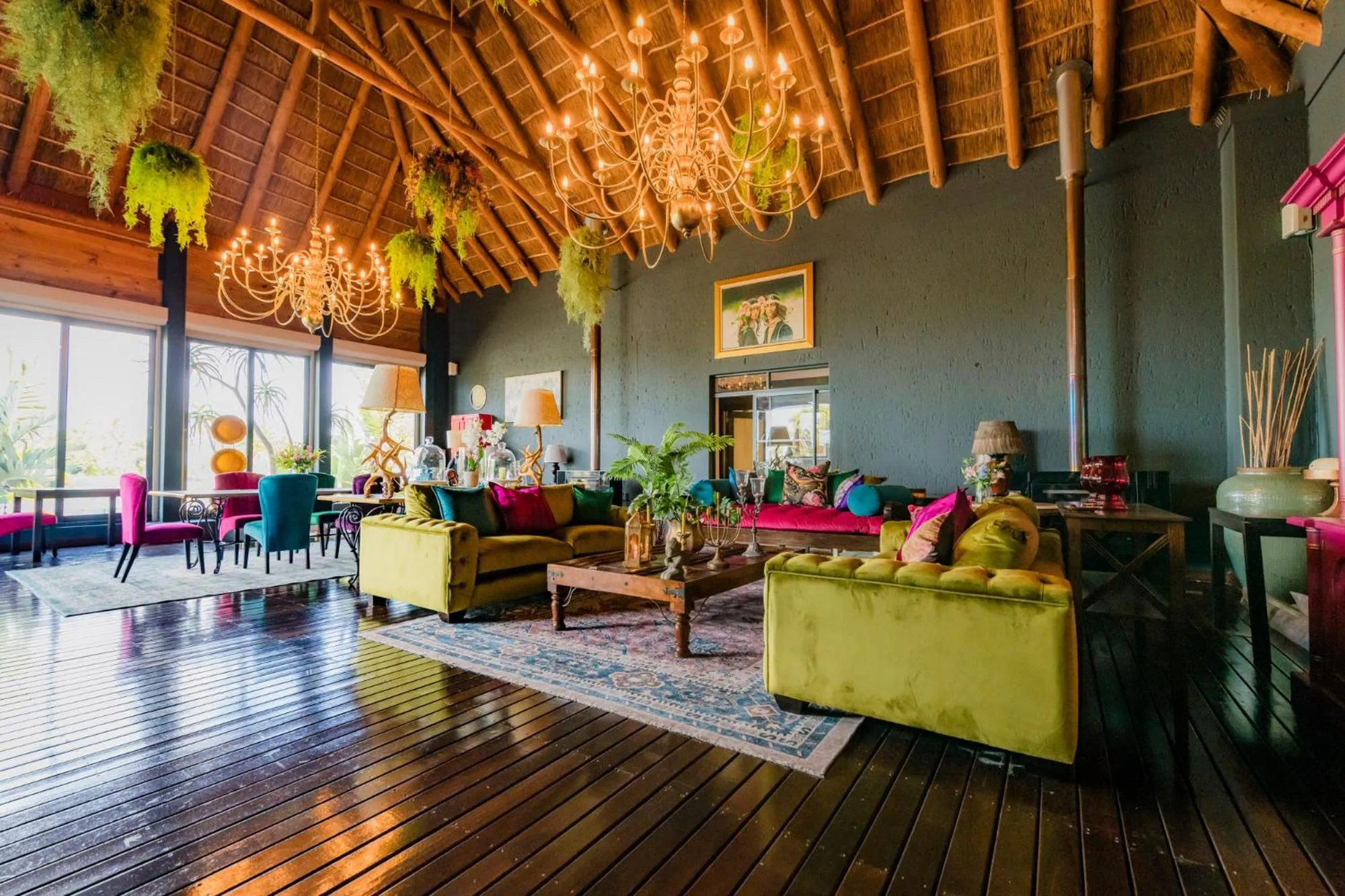 Restaurant/places to eat in SW1 Lodge