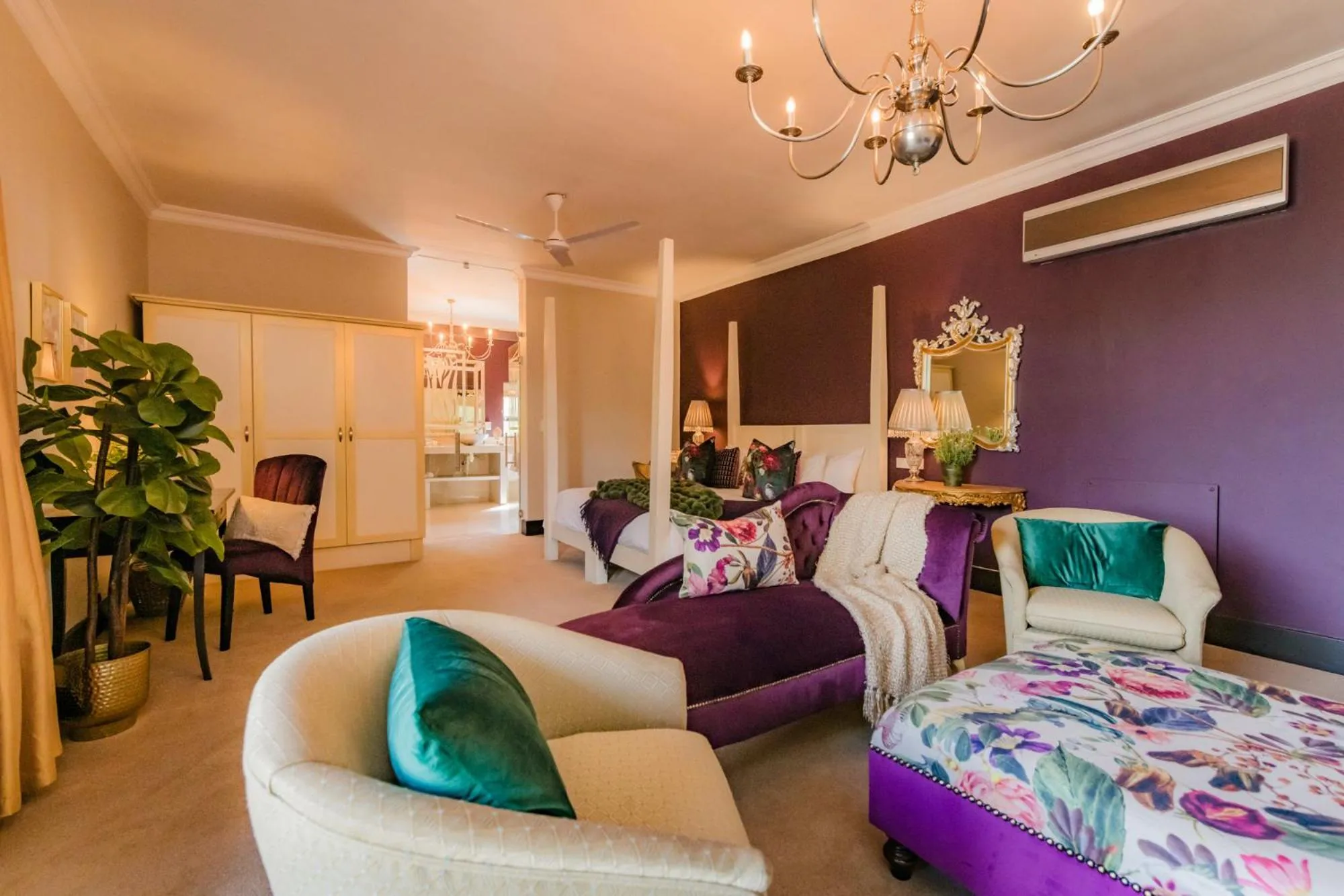 Seating area in SW1 Lodge