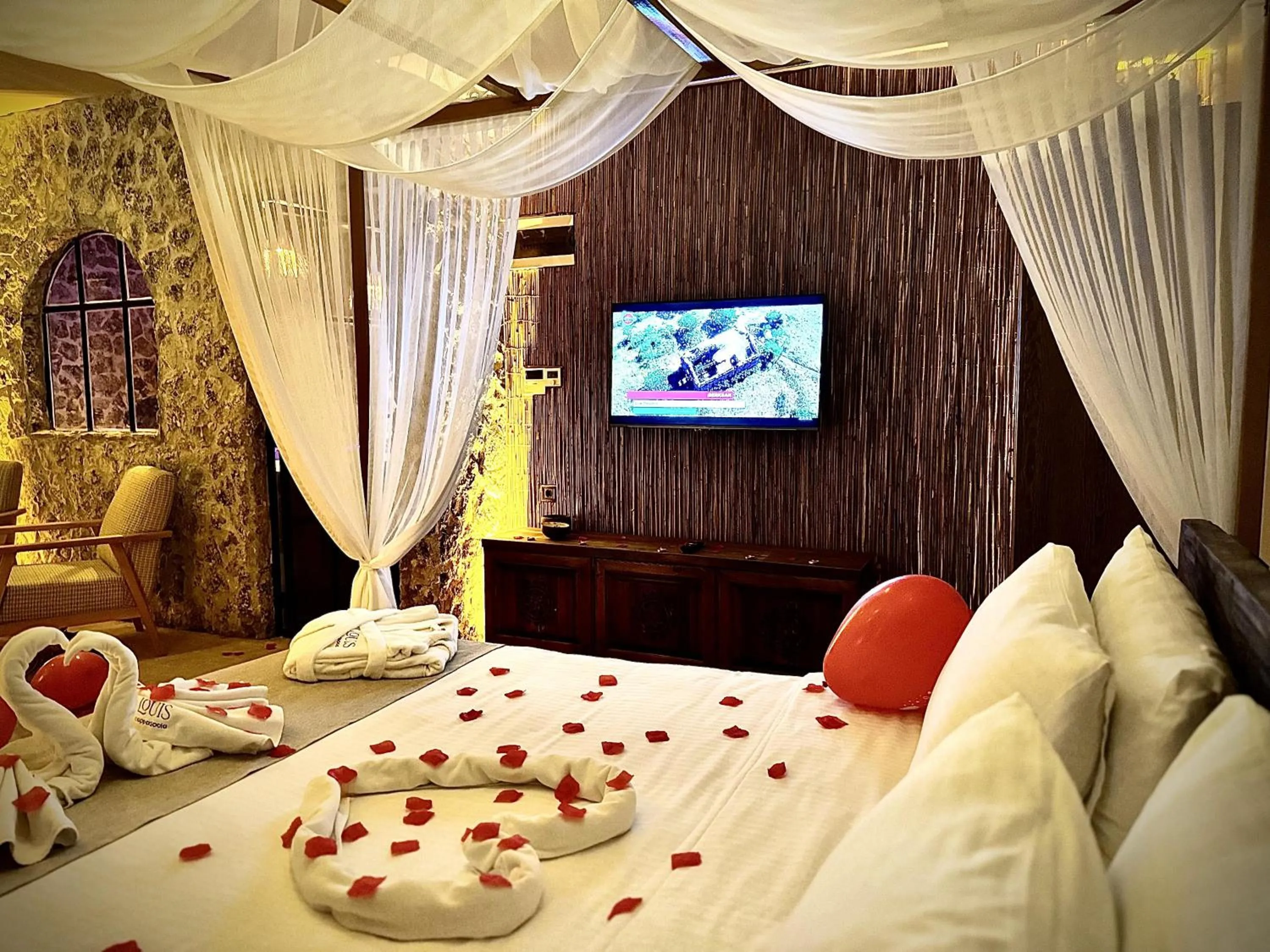 Bed in Louis Cappadocia