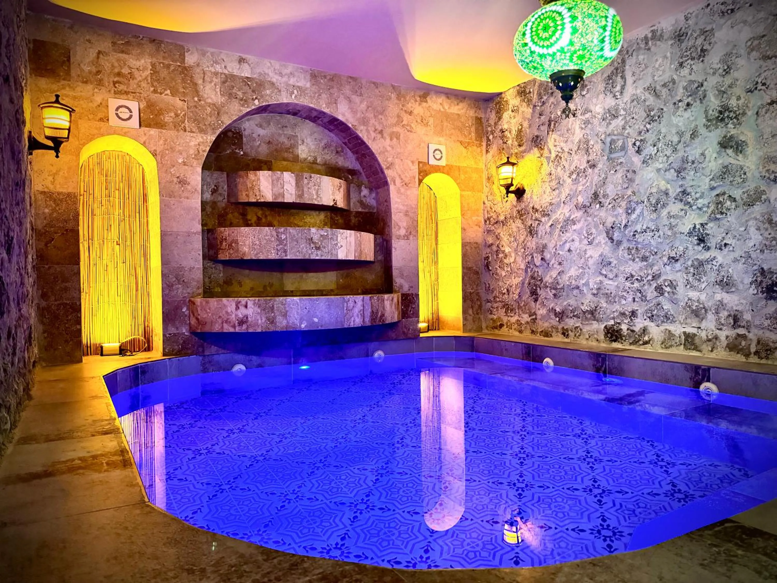 Swimming pool in Louis Cappadocia