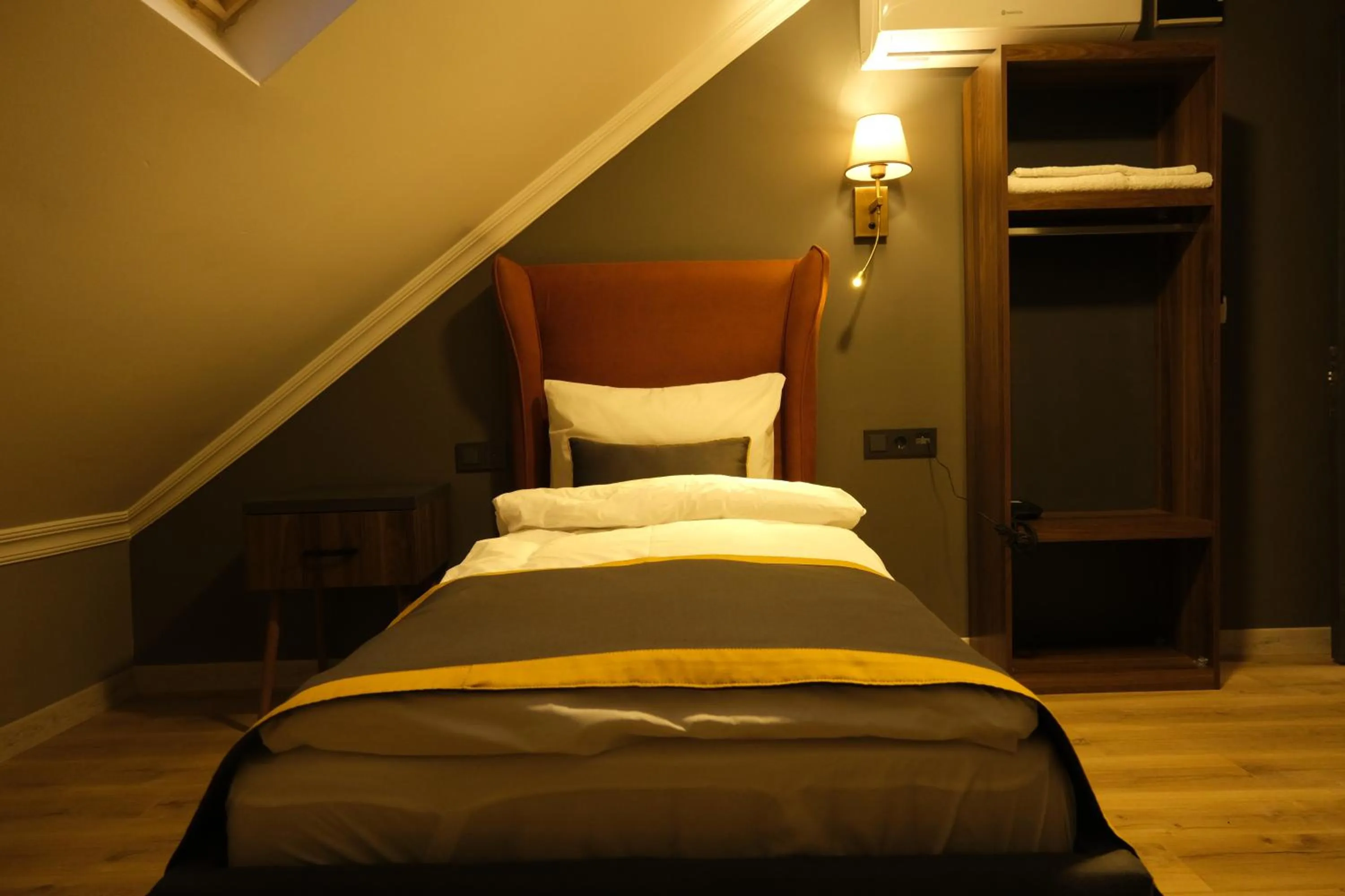 Bed in The Pearl Airport Hotel