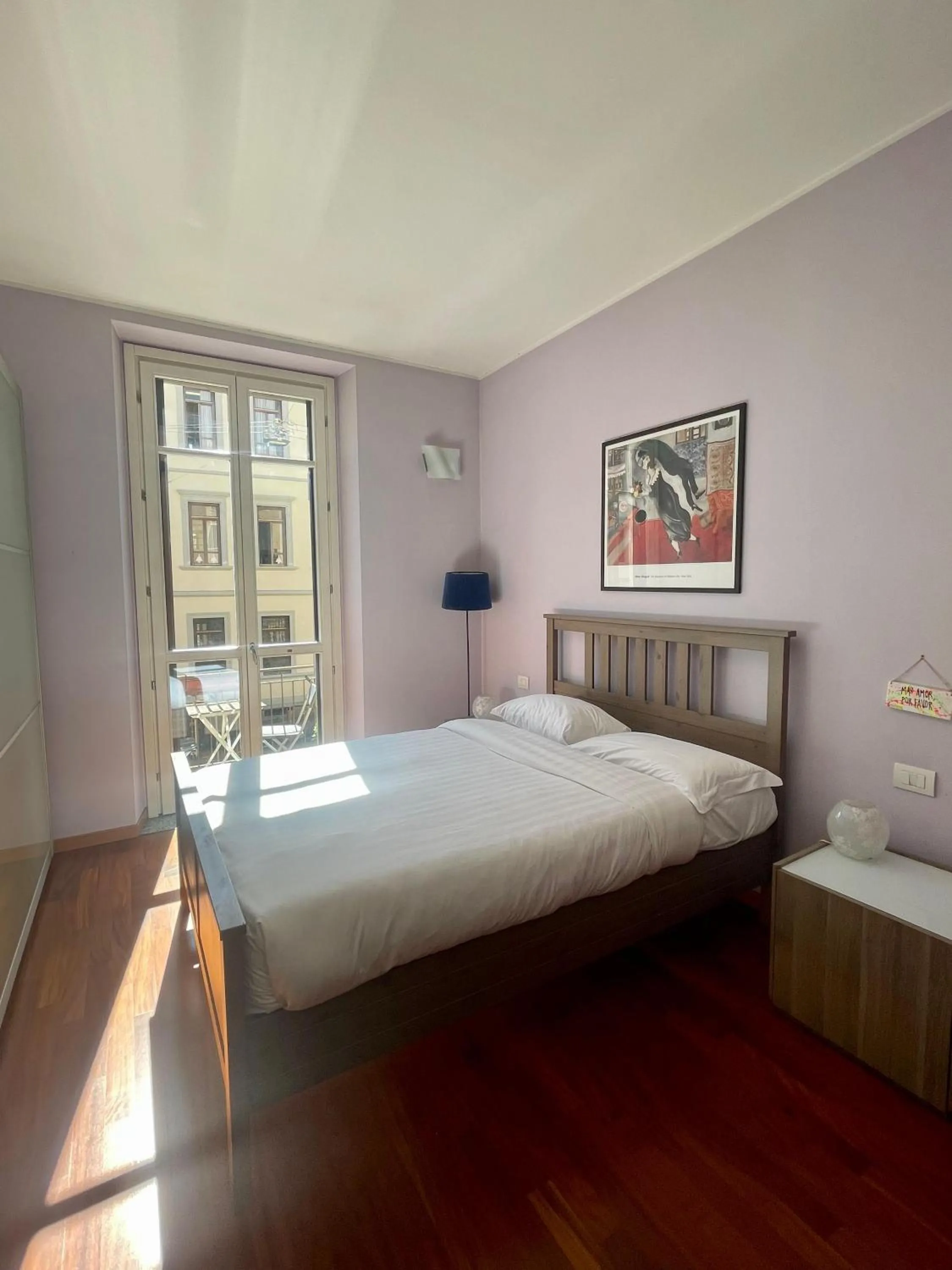 Bedroom, Bed in Easy Milano - Rooms and Apartments Navigli