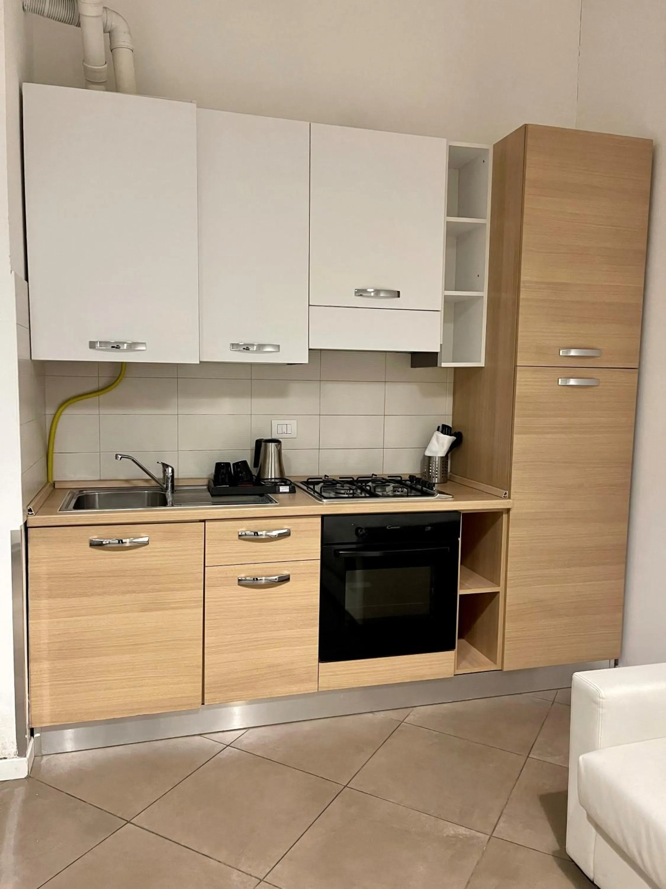 Kitchen or kitchenette in Easy Milano - Rooms and Apartments Navigli