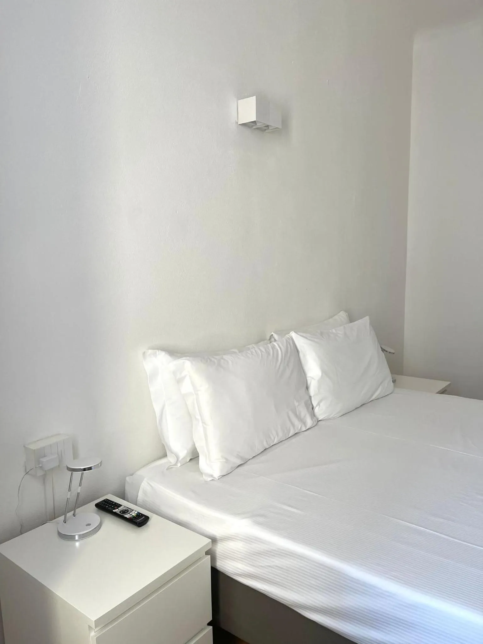 Bed in Easy Milano - Rooms and Apartments Navigli