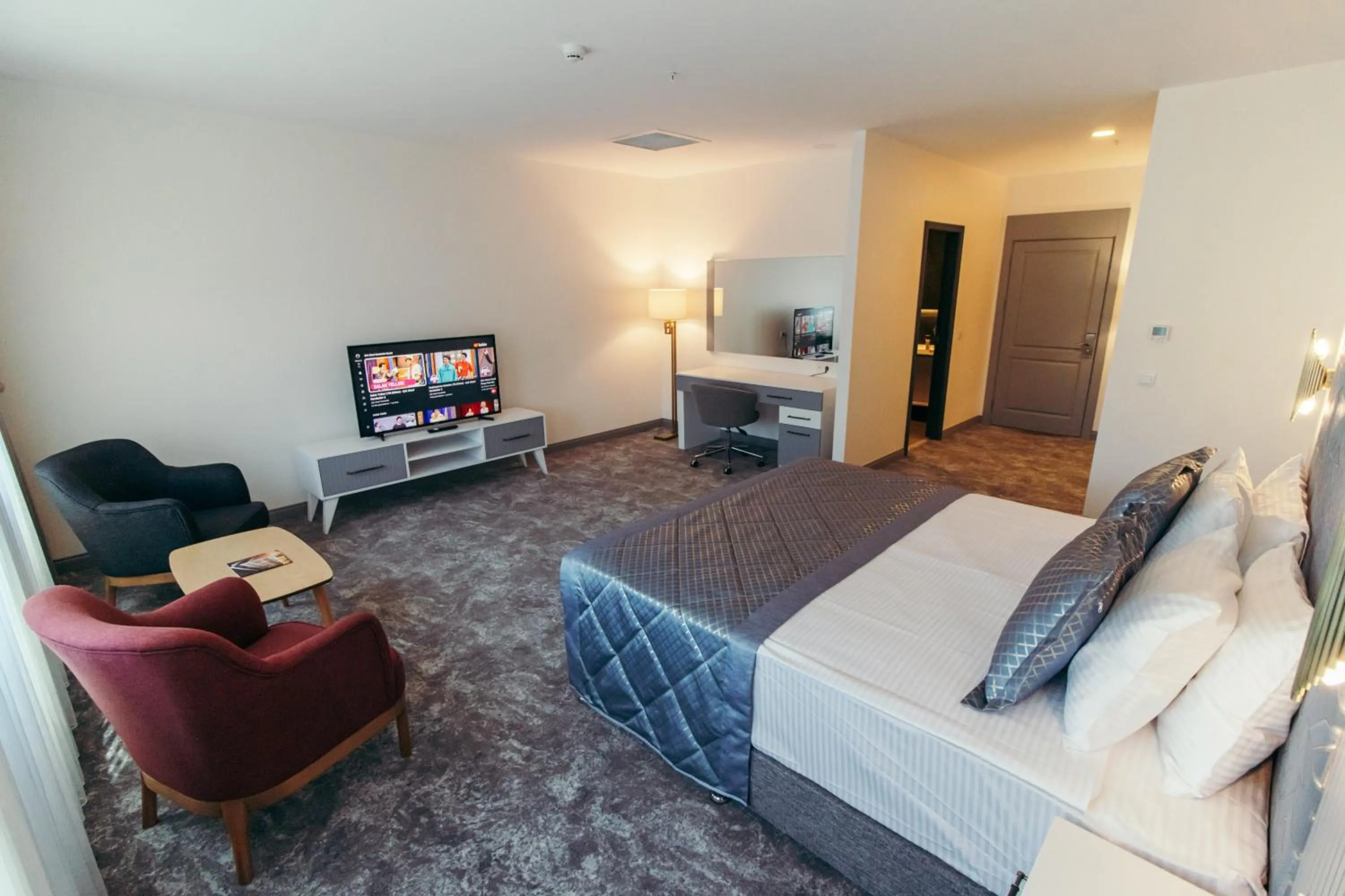 Photo of the whole room, Bed in CK Farabi Hotel