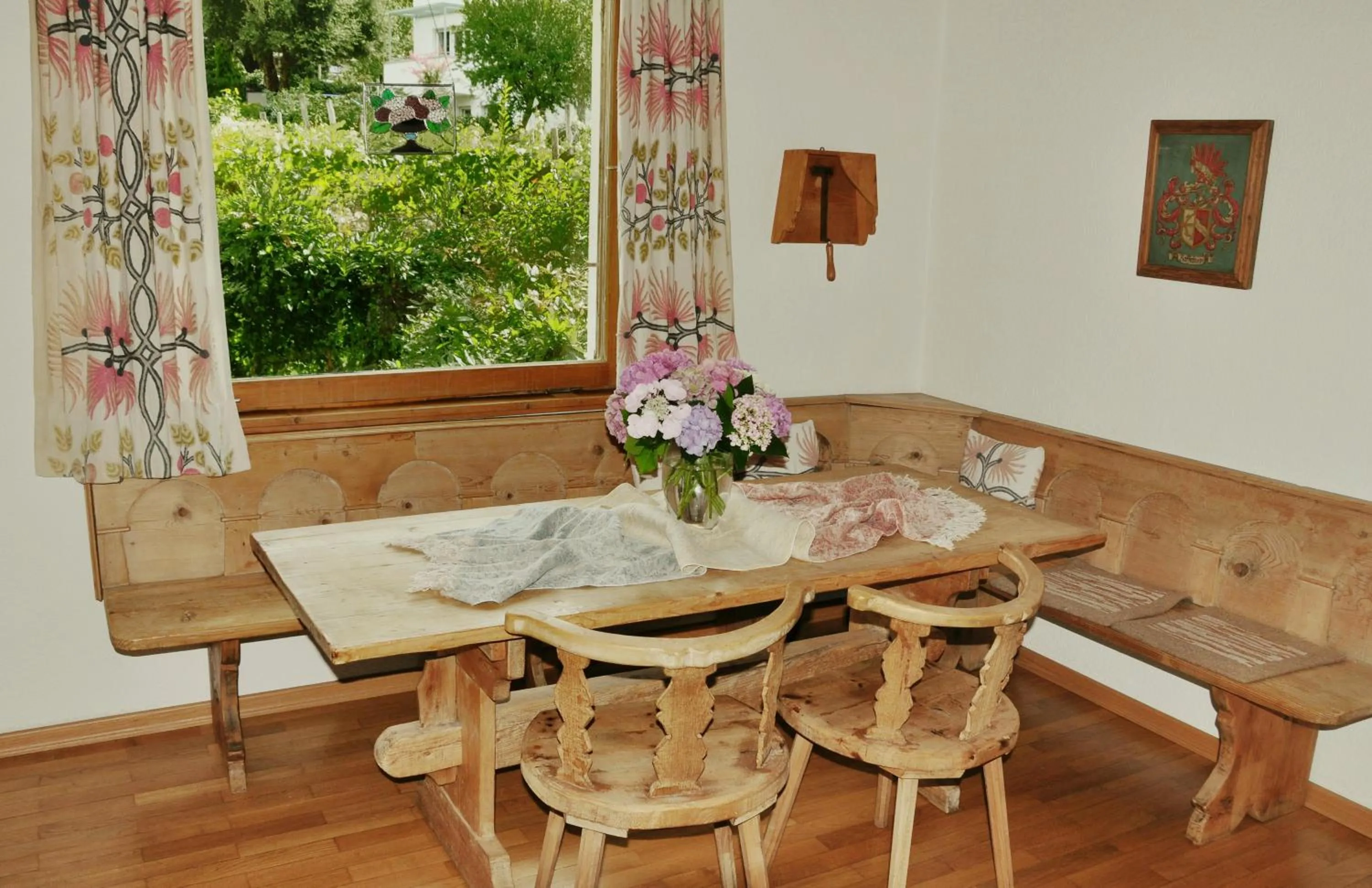 Dining area in Hotel Zima