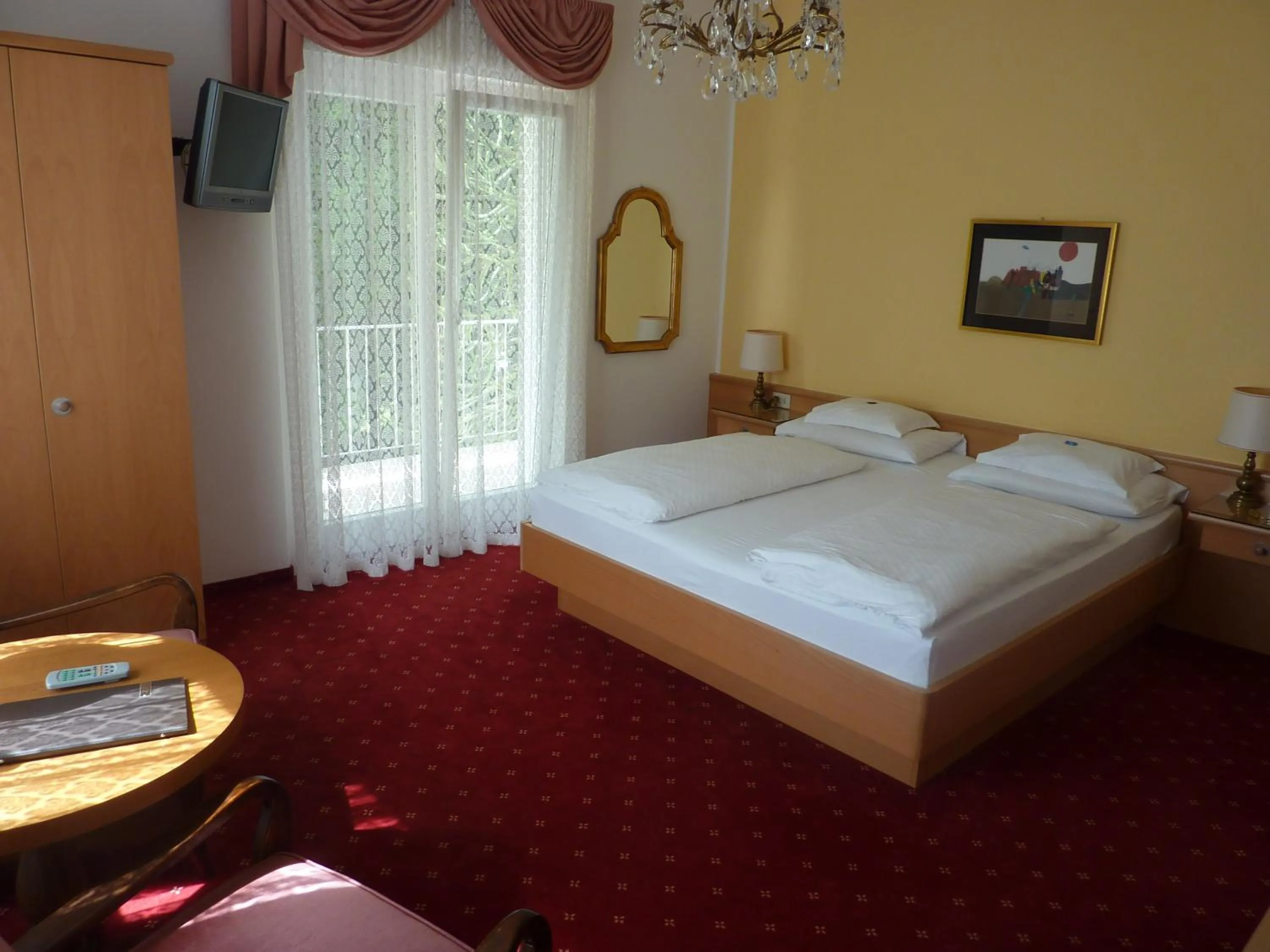 Photo of the whole room, Bed in Hotel Zima