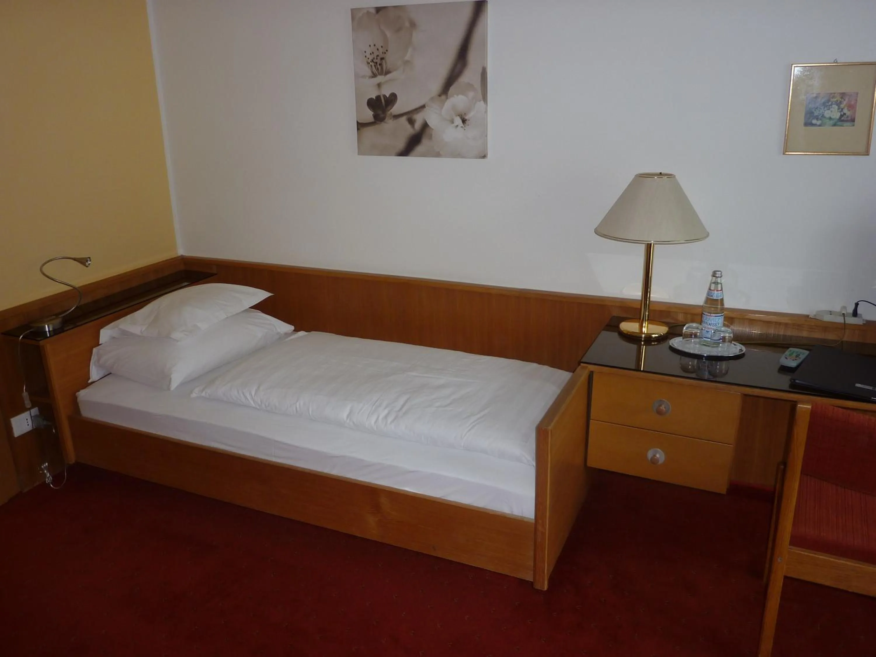 Bed in Hotel Zima