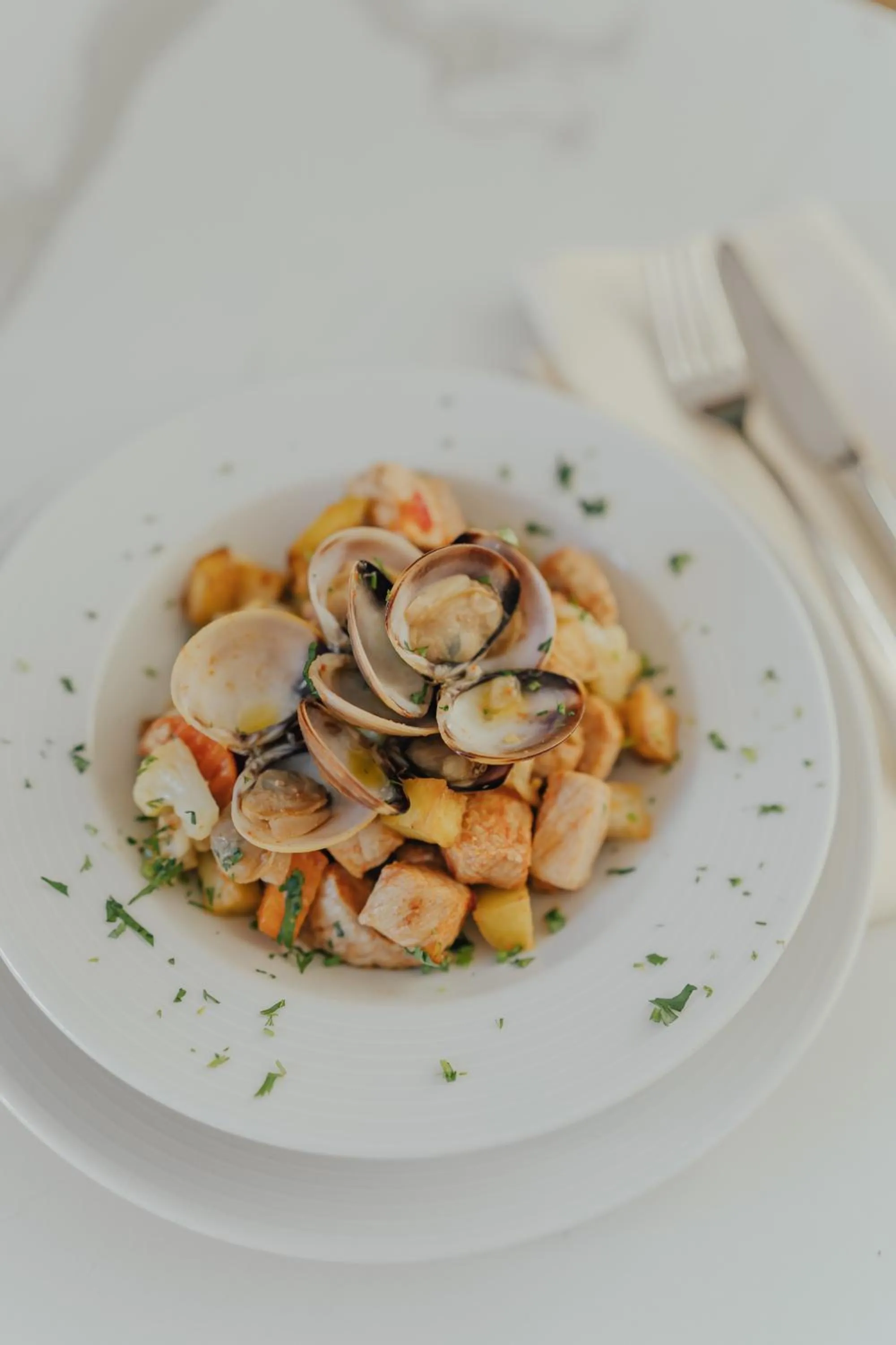 Restaurant/places to eat in Serpa Hotel