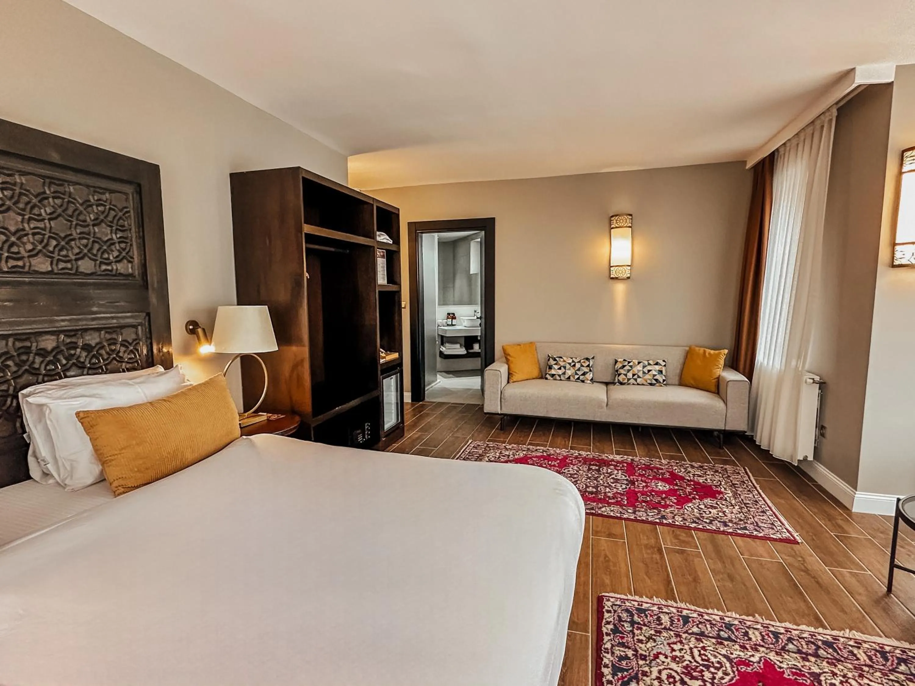 Bed in Osmanli Cappadocia Hotel