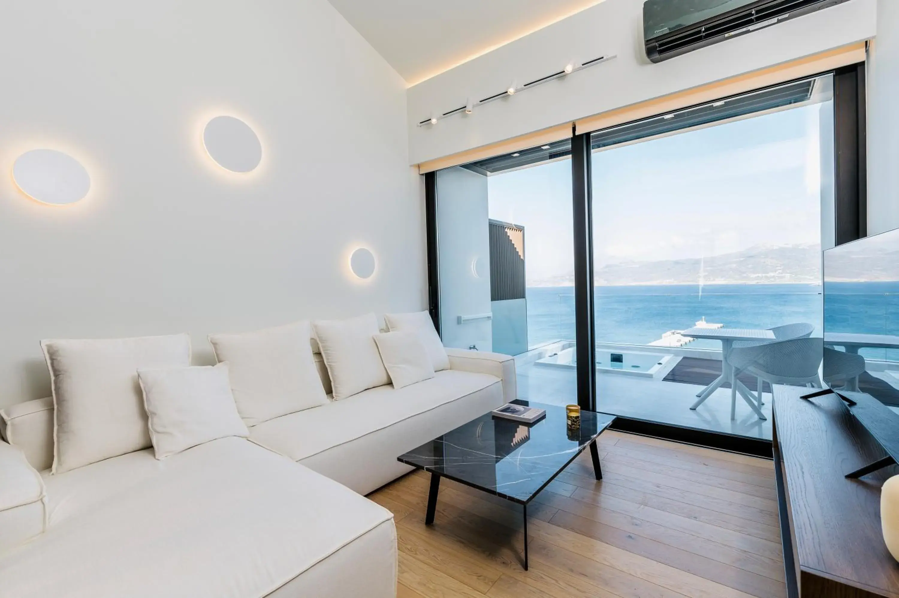 Executive Suite in GM exclusive Luxury Suites & SPA Executive Suite in GM exclusive Luxury Suites & SPA