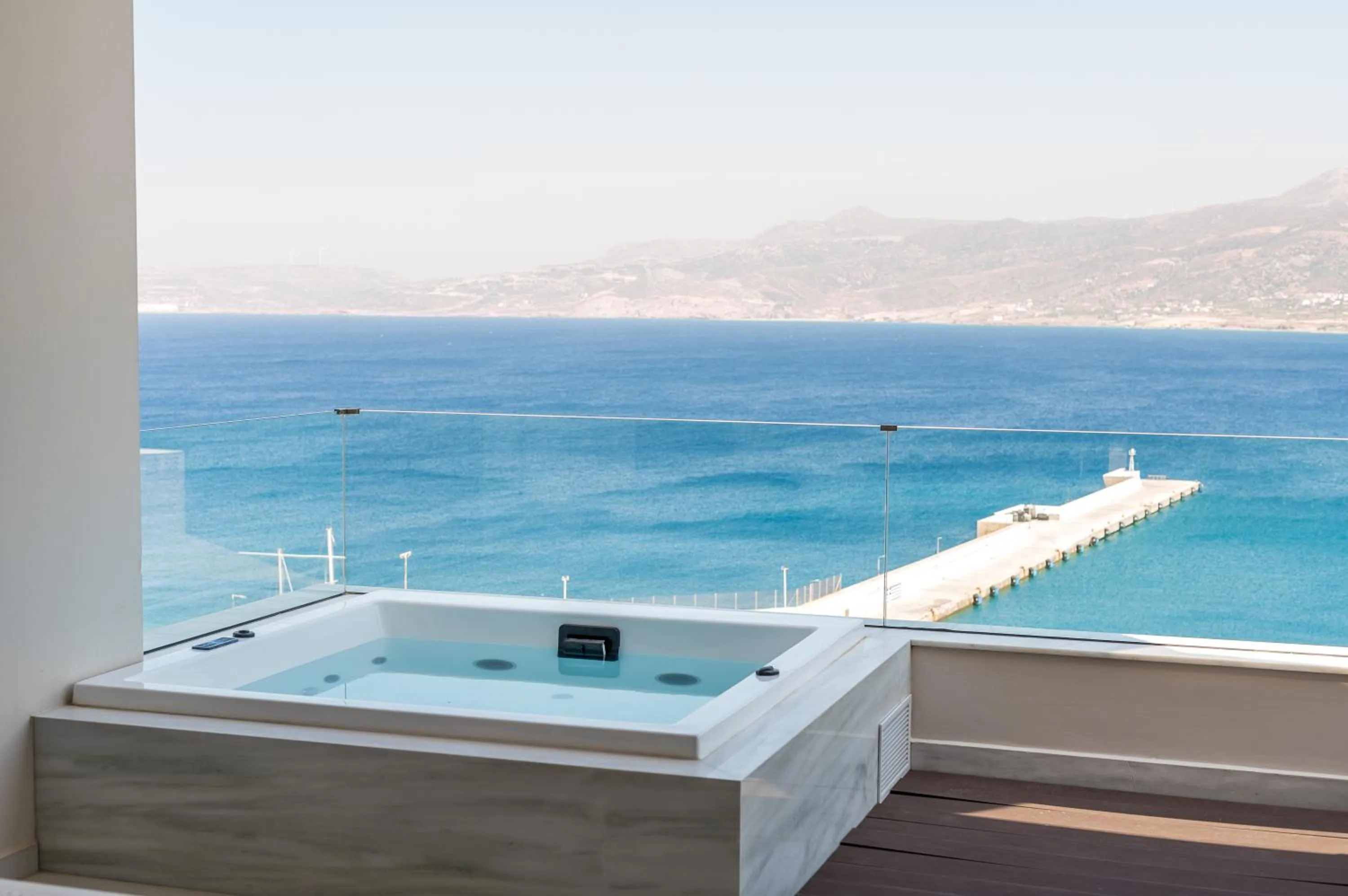 GM exclusive Luxury Suites & SPA