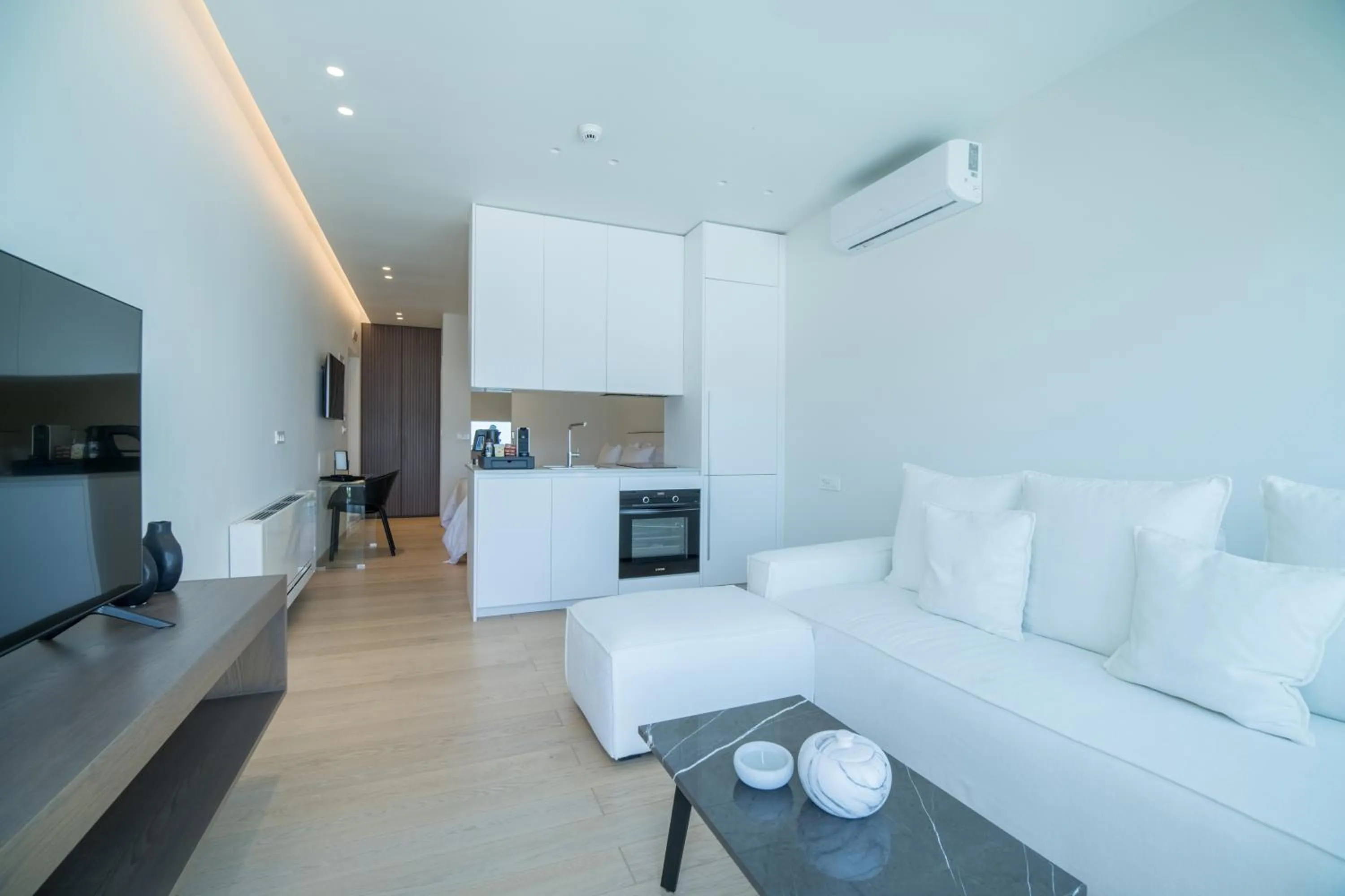 GM exclusive Luxury Suites & SPA