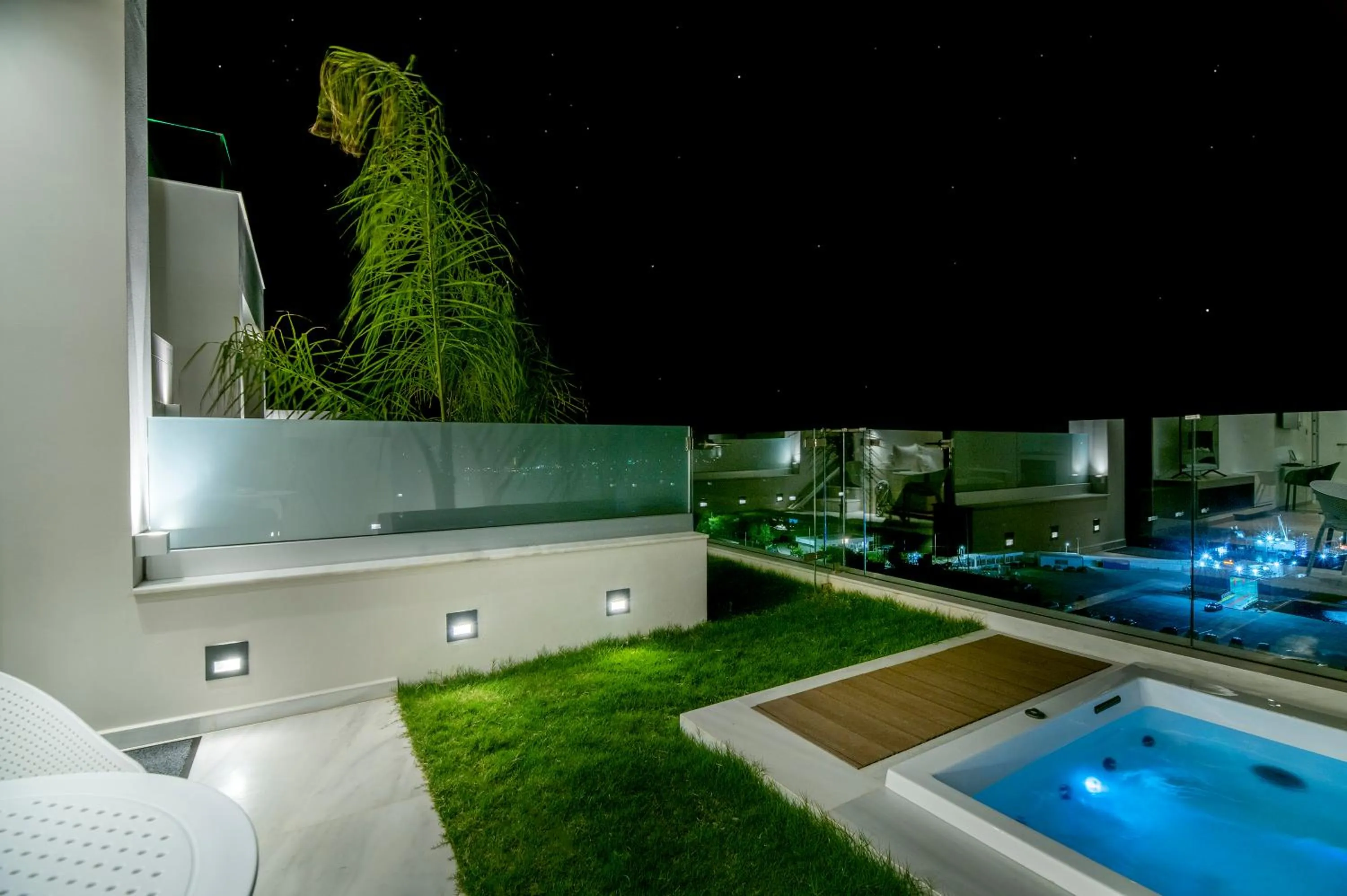 GM exclusive Luxury Suites & SPA