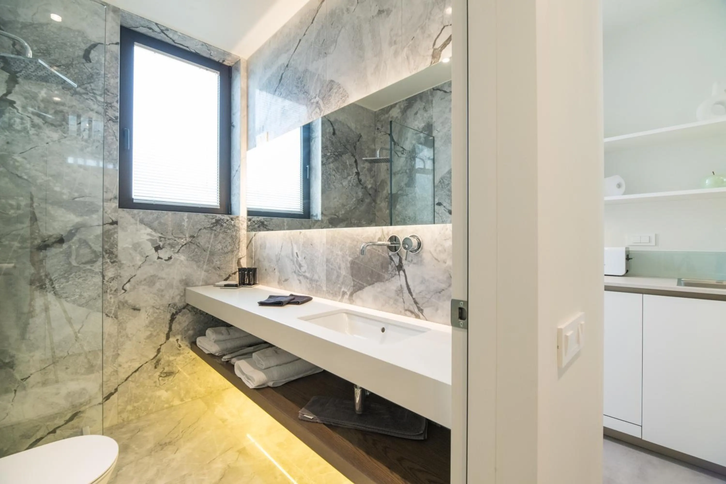 GM exclusive Luxury Suites & SPA