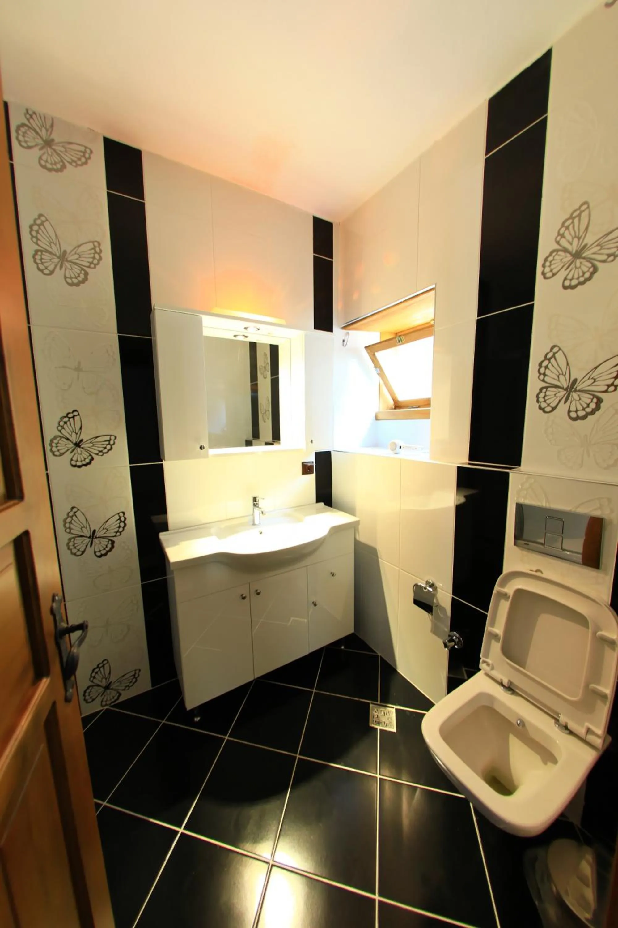 Bathroom in Bacchus Pension