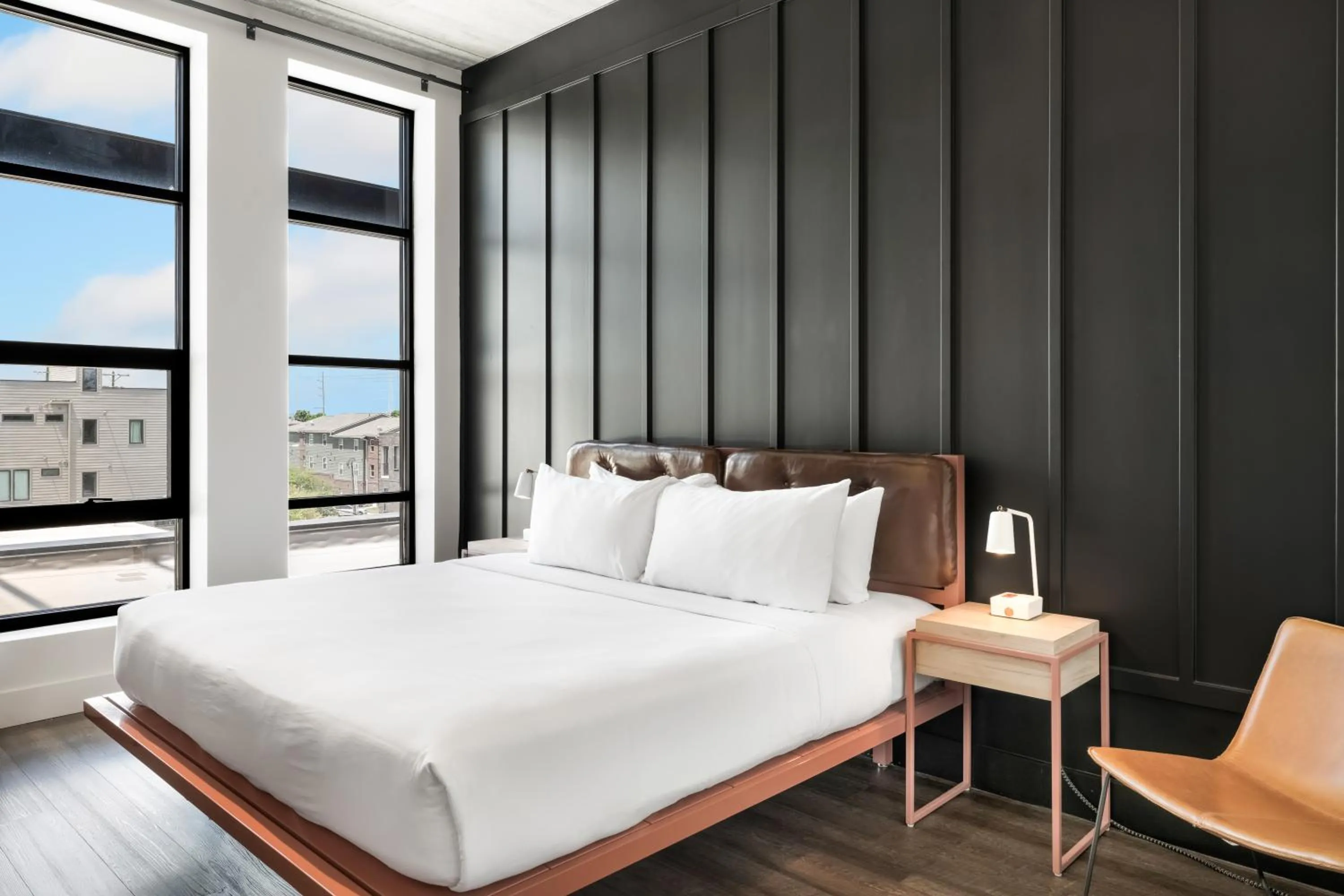 Bedroom, Bed in Waymore's Guest House