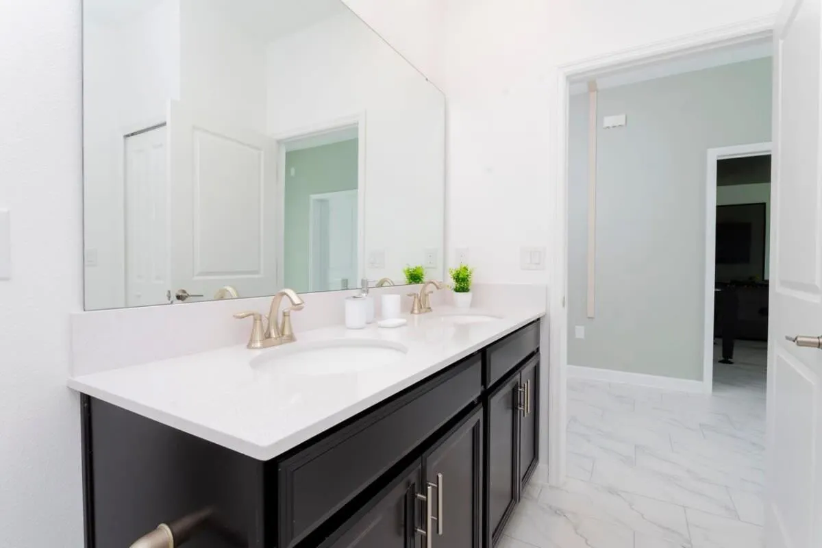 Joyful 8Bd Single Family w Pool @Champions Gate 9262